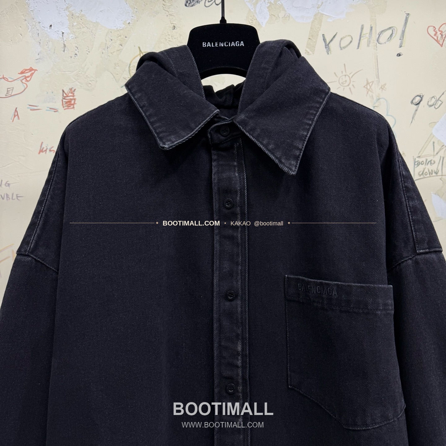 발렌시아가 2025FW 워싱 데님 루즈핏 후드 셔츠재킷 Balenciaga 2025 FW Washed Denim Loose Fit Hooded Shirt Jacket 4