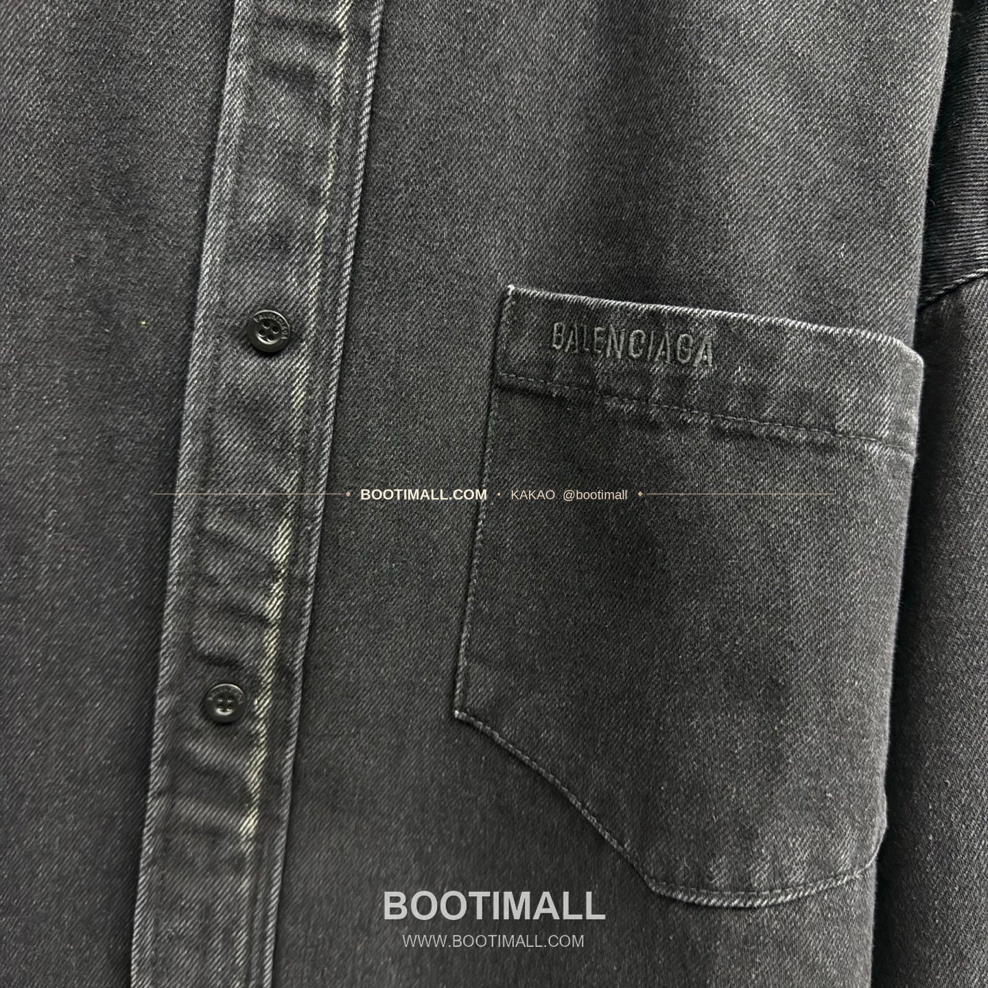 발렌시아가 2025FW 워싱 데님 루즈핏 후드 셔츠재킷 Balenciaga 2025 FW Washed Denim Loose Fit Hooded Shirt Jacket 6