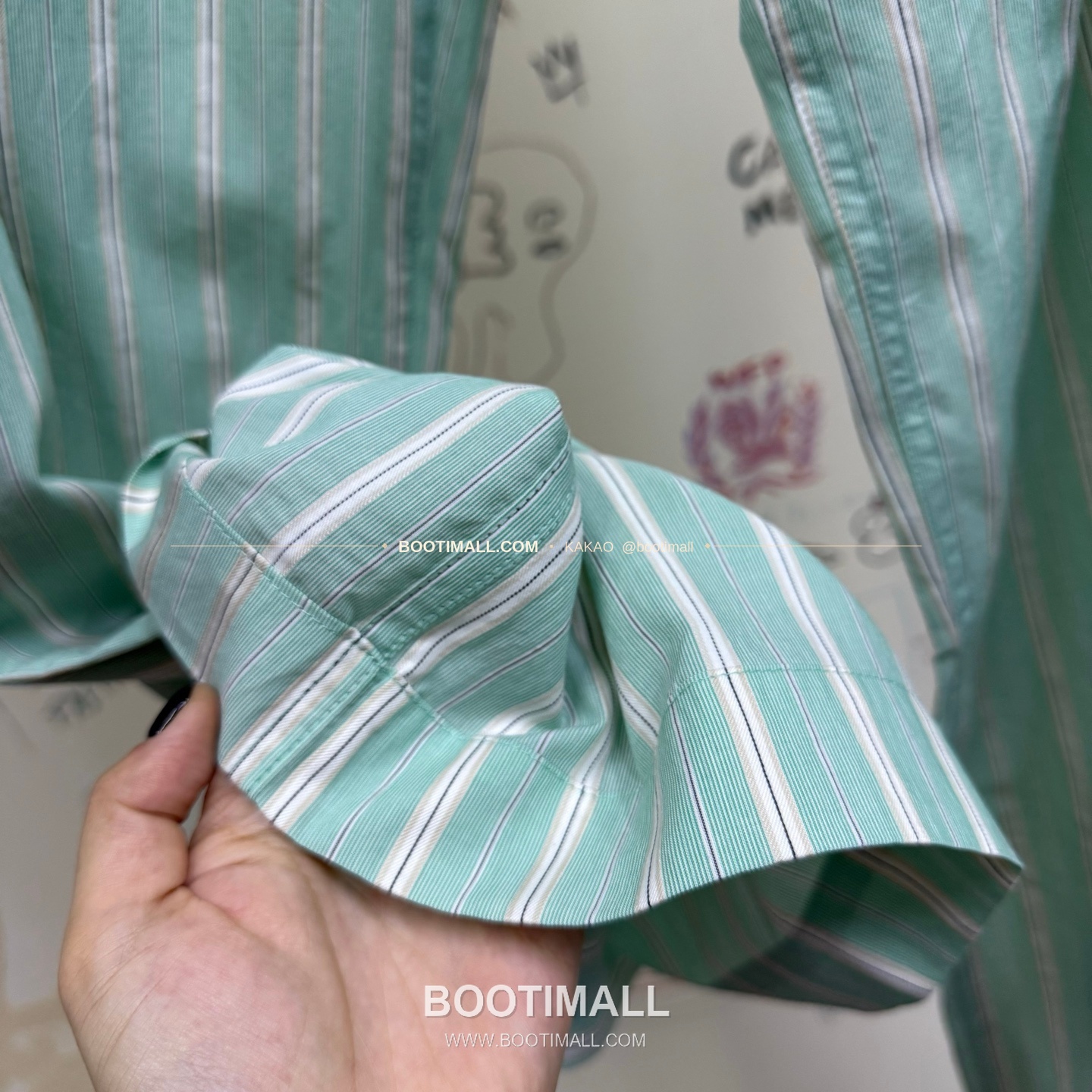 발렌시아가 2025FW 스트라이프 자카드 루즈핏 코튼 롱팬츠 Balenciaga 2025 FW Stripe Jacquard Loose Fit Cotton Long Pants 12