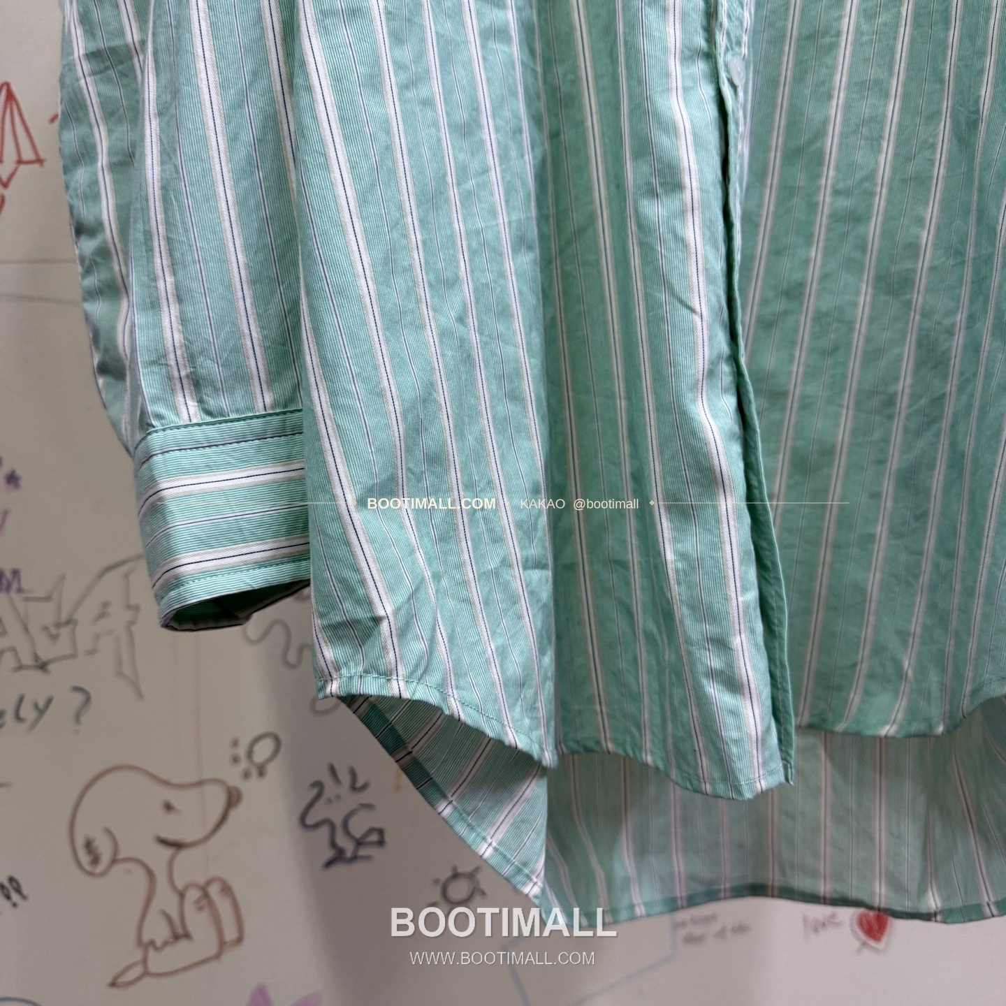 발렌시아가 2025FW 스트라이프 자카드 워싱 루즈핏 언밸런스 셔츠 Balenciaga 2025 FW Stripe Jacquard Washed Loose Fit Asymmetric Shirt 4