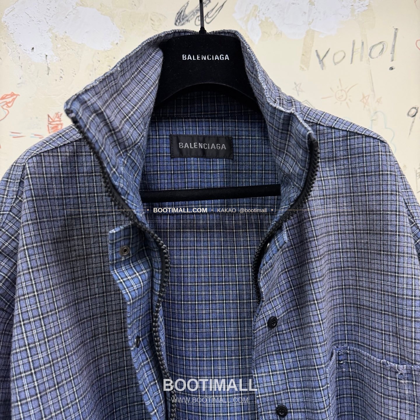 발렌시아가 2025FW 스트라이프 자카드 워싱 루즈핏 언밸런스 셔츠 Balenciaga 2025 FW Stripe Jacquard Washed Loose Fit Asymmetric Shirt 7