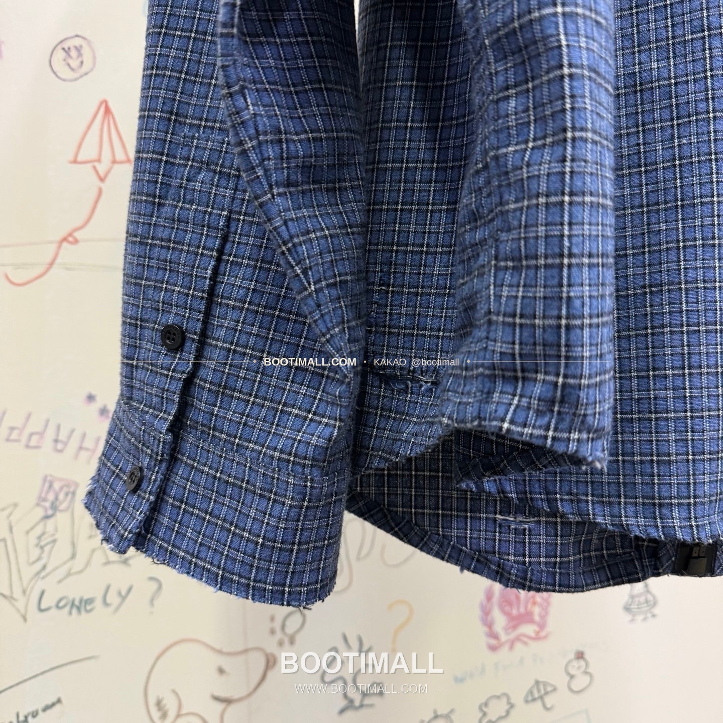 발렌시아가 2025FW 스트라이프 자카드 워싱 루즈핏 언밸런스 셔츠 Balenciaga 2025 FW Stripe Jacquard Washed Loose Fit Asymmetric Shirt 9