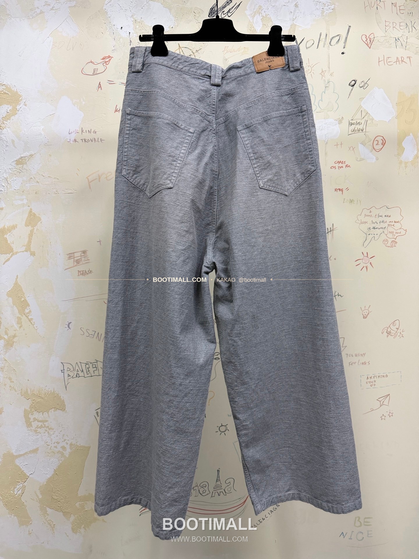 발렌시아가 2025FW 트윌데님 워싱 루즈핏 드롭크로치 롱팬츠 Balenciaga 2025 FW Twill Denim Washed Loose Fit Drop Crotch Long Pants 8