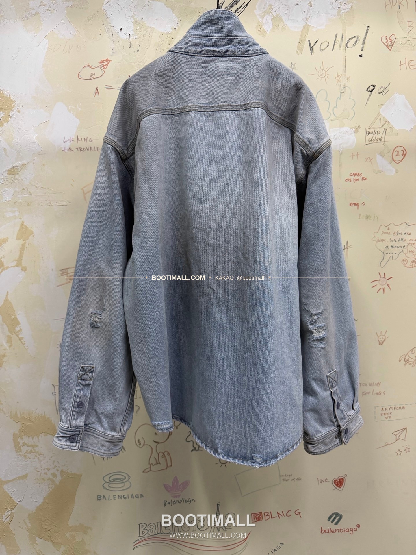 발렌시아가 2025FW 스탠드카라 워싱 루즈핏 데님재킷 Balenciaga 2025 FW Stand Collar Washed Loose Fit Denim Jacket 8