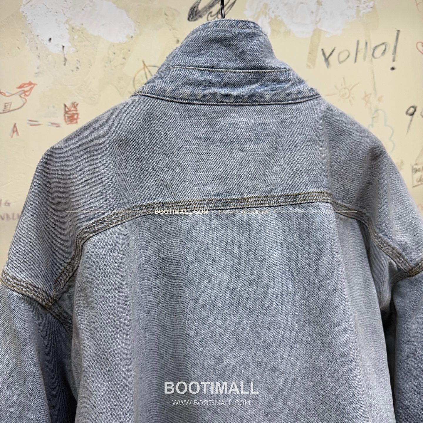 발렌시아가 2025FW 스탠드카라 워싱 루즈핏 데님재킷 Balenciaga 2025 FW Stand Collar Washed Loose Fit Denim Jacket 9