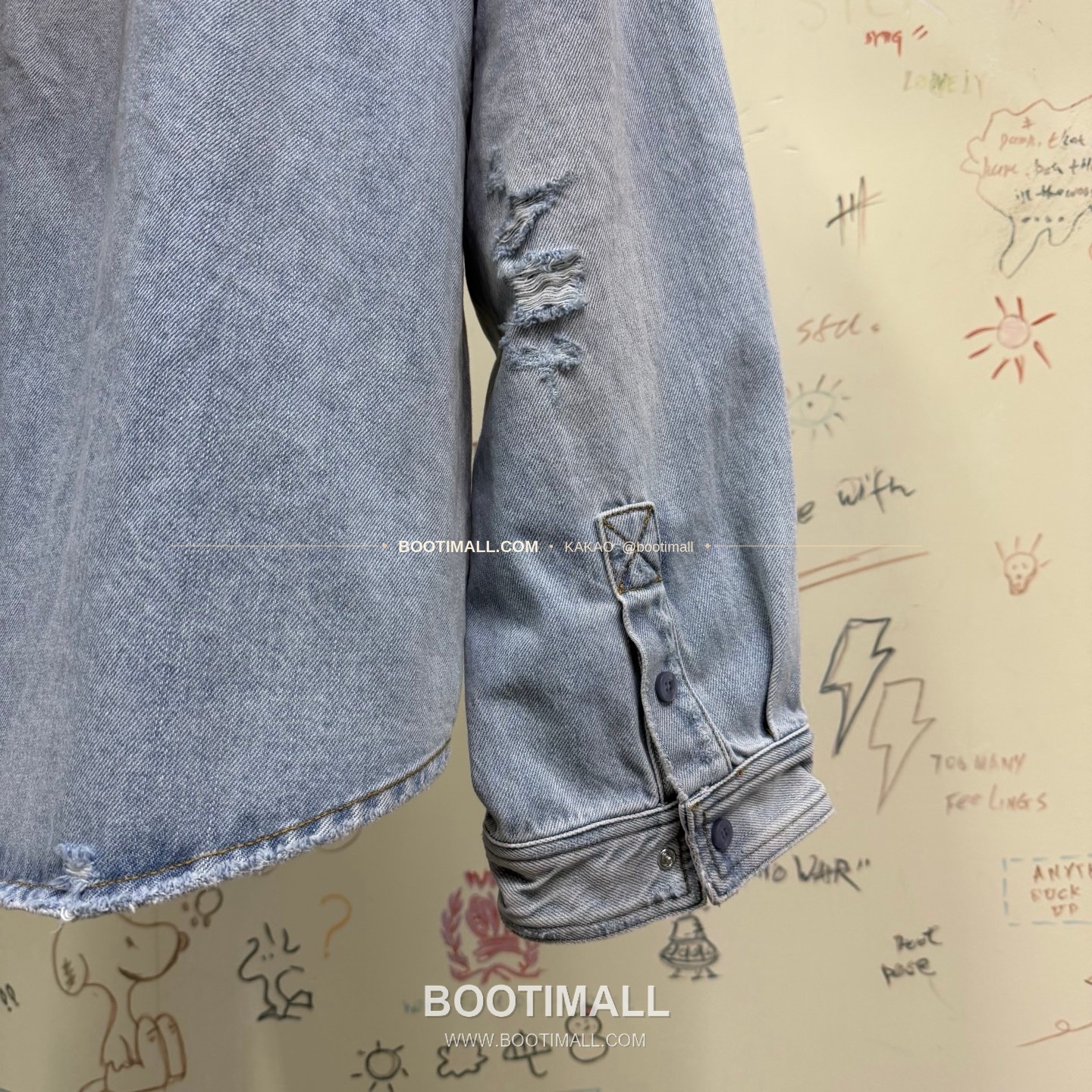 발렌시아가 2025FW 스탠드카라 워싱 루즈핏 데님재킷 Balenciaga 2025 FW Stand Collar Washed Loose Fit Denim Jacket 10