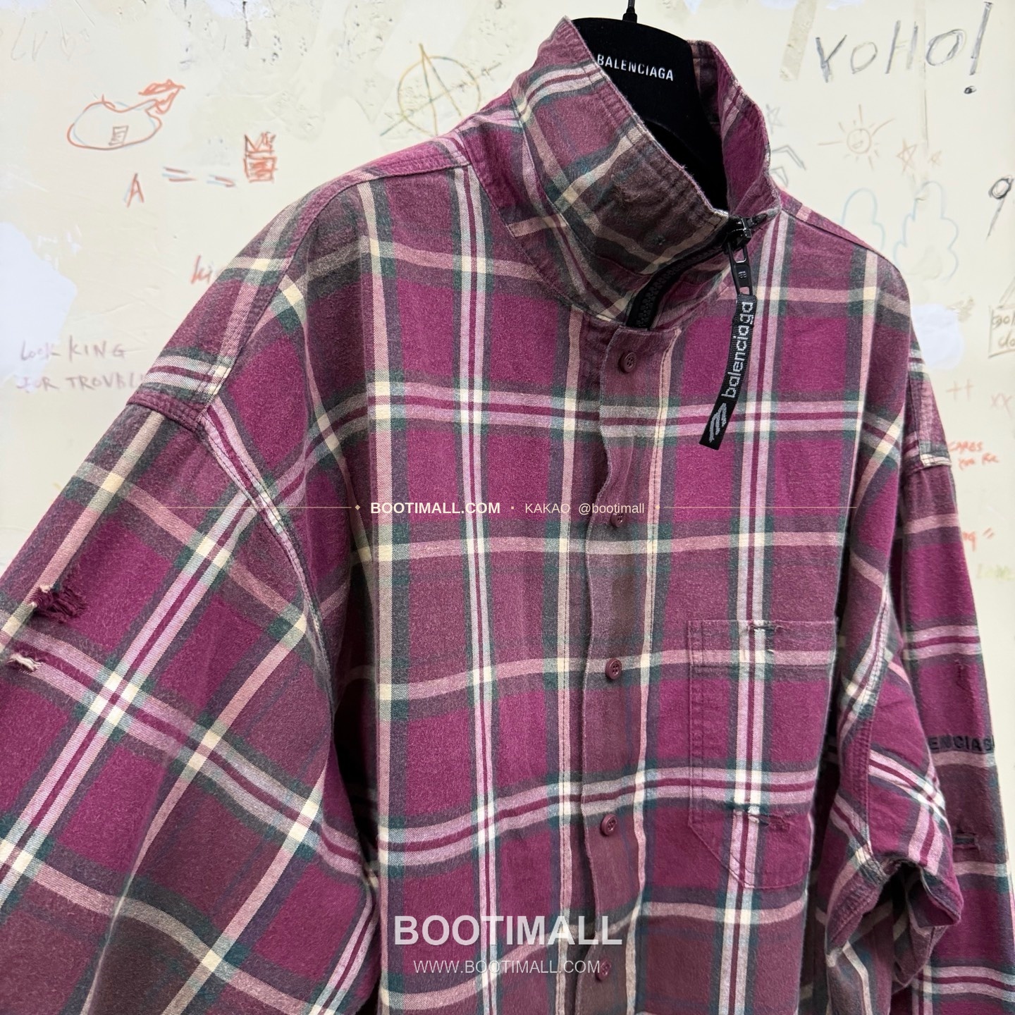 발렌시아가 2025FW 레드체크 워싱 루즈핏 스탠드카라 지퍼 셔츠재킷 Balenciaga 2025 FW Red Check Washed Loose Fit Stand Collar Zip Shirt Jacket 2