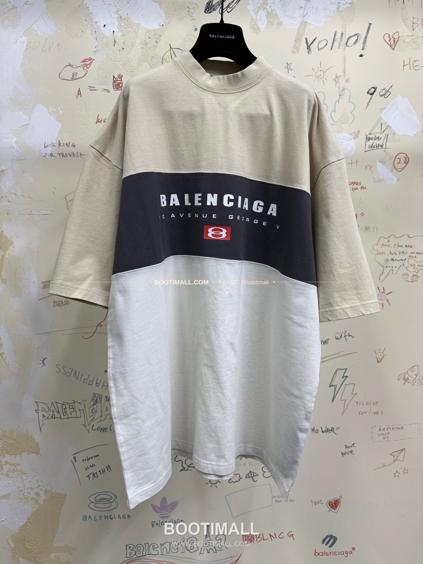 발렌시아가 2025SS 더블링 트리컬러 루즈핏 반팔 티셔츠 Balenciaga 2025 SS Double Ring Tricolor Loose Fit Short Sleeve T-Shirt 7