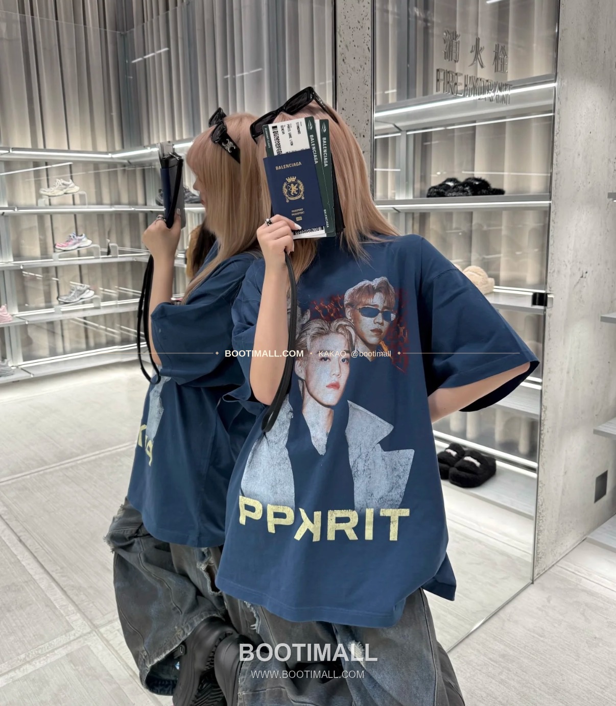 발렌시아가 2025SS 앰배서더 포트레이트 프린트 워싱 루즈핏 반팔 티셔츠 Balenciaga 2025 SS Ambassador Portrait Print Washed Loose Fit Short Sleeve T-Shirt 1