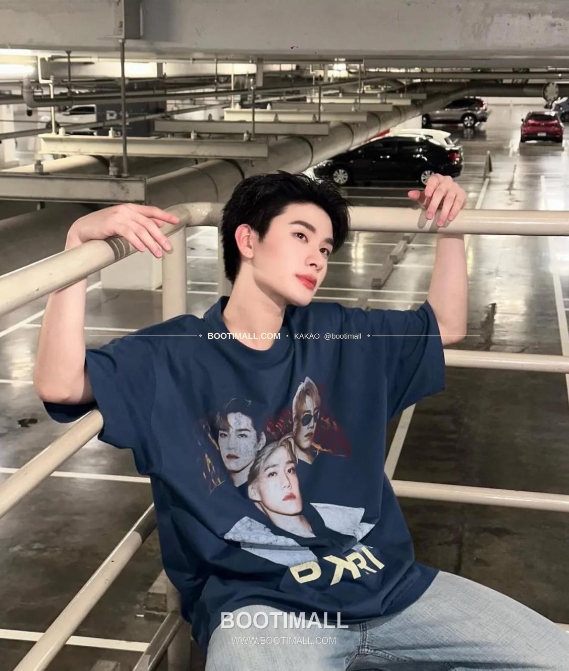 발렌시아가 2025SS 앰배서더 포트레이트 프린트 워싱 루즈핏 반팔 티셔츠 Balenciaga 2025 SS Ambassador Portrait Print Washed Loose Fit Short Sleeve T-Shirt 4