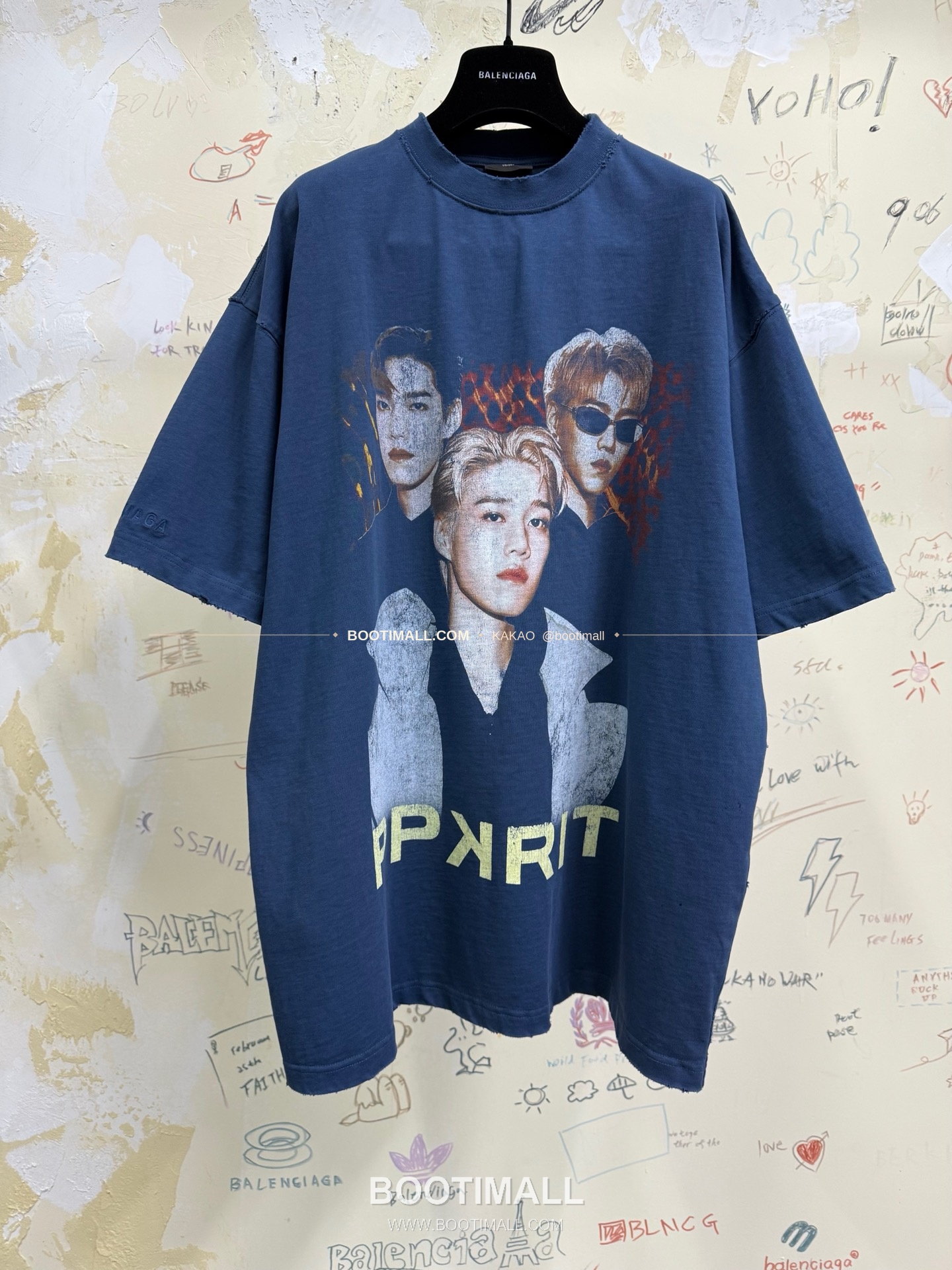 발렌시아가 2025SS 앰배서더 포트레이트 프린트 워싱 루즈핏 반팔 티셔츠 Balenciaga 2025 SS Ambassador Portrait Print Washed Loose Fit Short Sleeve T-Shirt 12