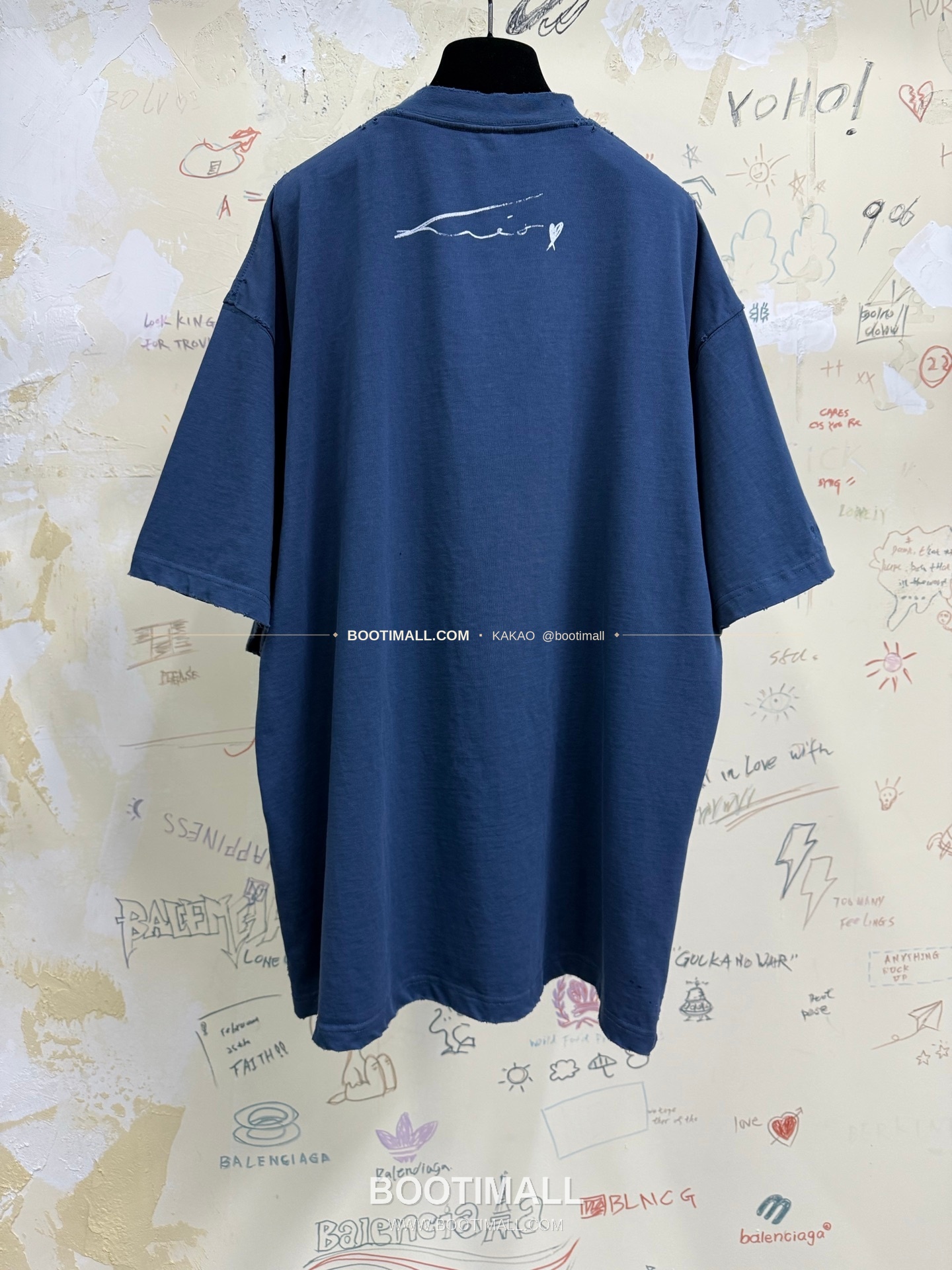 발렌시아가 2025SS 앰배서더 포트레이트 프린트 워싱 루즈핏 반팔 티셔츠 Balenciaga 2025 SS Ambassador Portrait Print Washed Loose Fit Short Sleeve T-Shirt 17