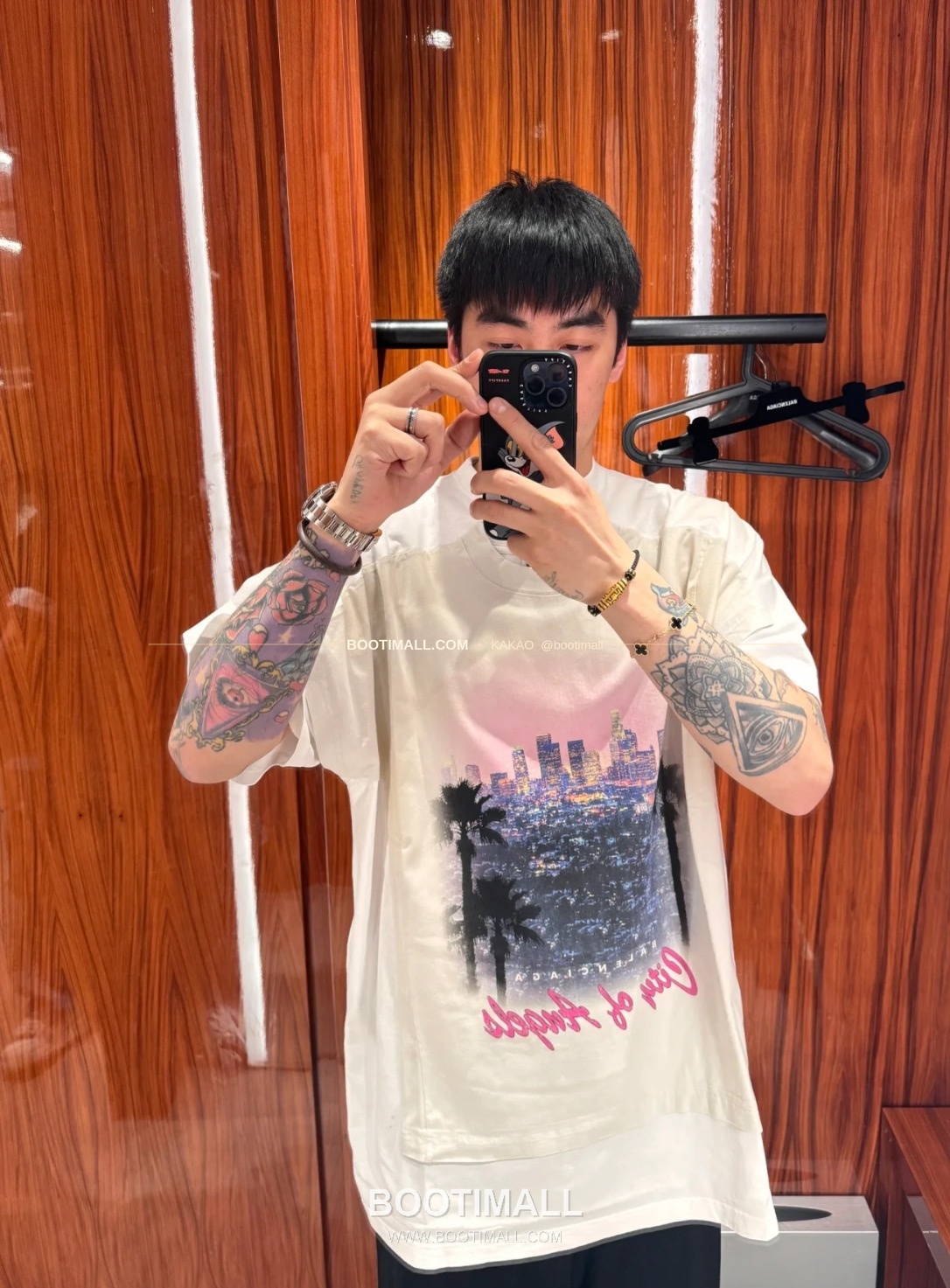 발렌시아가 2025SS LA프린트 레이어드 워싱 루즈핏 반팔 티셔츠 Balenciaga 2025 SS LA Print Layered Washed Loose Fit Short Sleeve T-Shirt 1