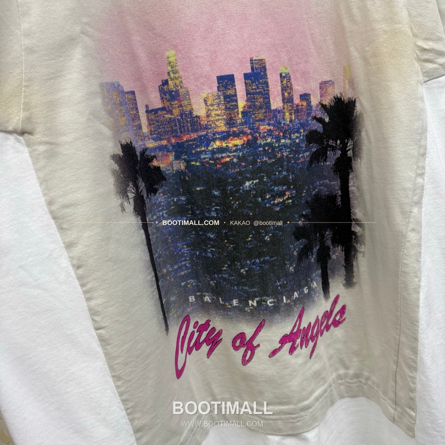 발렌시아가 2025SS LA프린트 레이어드 워싱 루즈핏 반팔 티셔츠 Balenciaga 2025 SS LA Print Layered Washed Loose Fit Short Sleeve T-Shirt 8