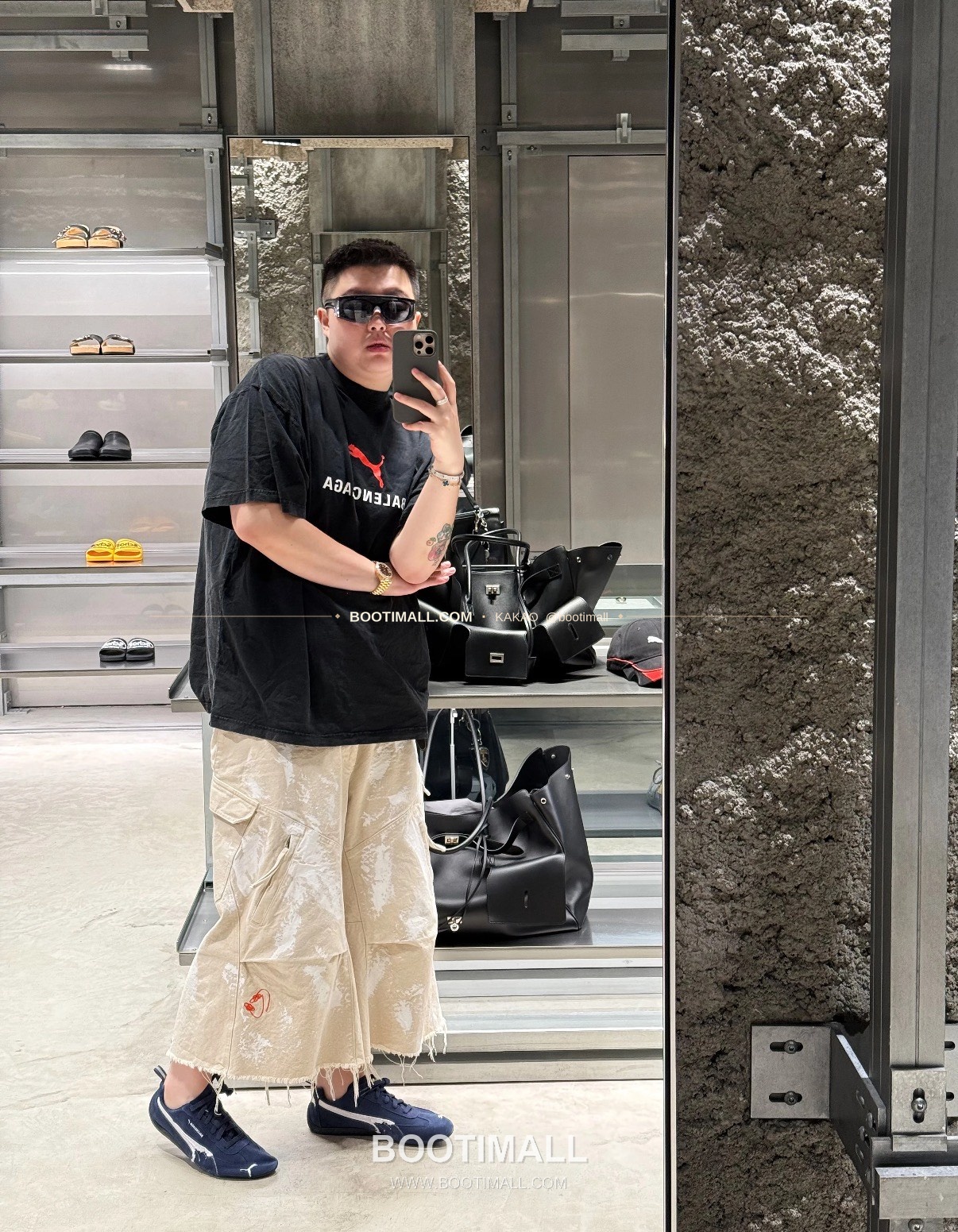 발렌시아가 2025SS 푸마 콜라보 로고프린트 워싱 루즈핏 반팔 티셔츠 Balenciaga 2025 SS Puma Collaboration Logo Print Washed Loose Fit Short Sleeve T-Shirt 1