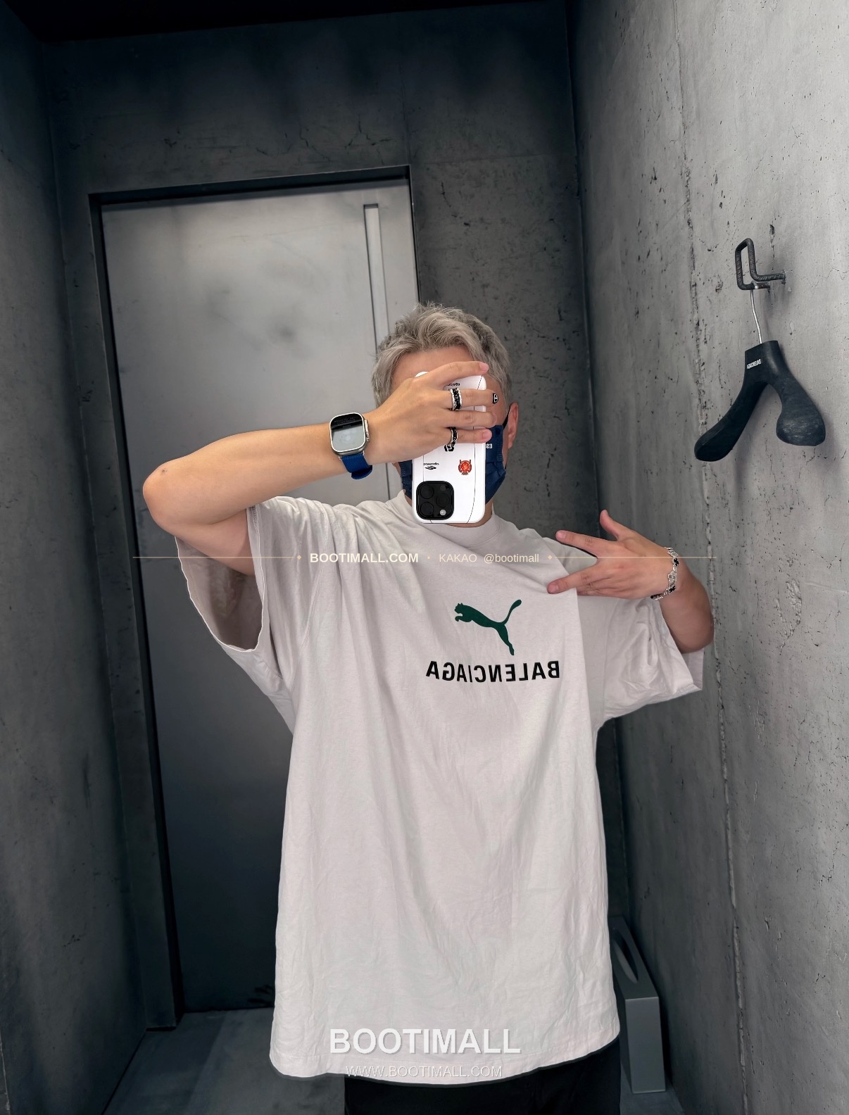 발렌시아가 2025SS 푸마 콜라보 로고프린트 워싱 루즈핏 반팔 티셔츠 Balenciaga 2025 SS Puma Collaboration Logo Print Washed Loose Fit Short Sleeve T-Shirt 2