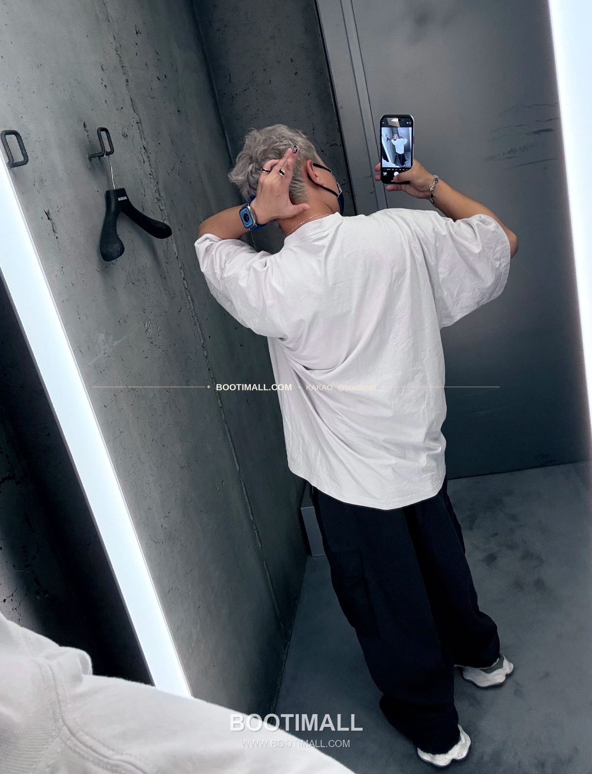 발렌시아가 2025SS 푸마 콜라보 로고프린트 워싱 루즈핏 반팔 티셔츠 Balenciaga 2025 SS Puma Collaboration Logo Print Washed Loose Fit Short Sleeve T-Shirt 3