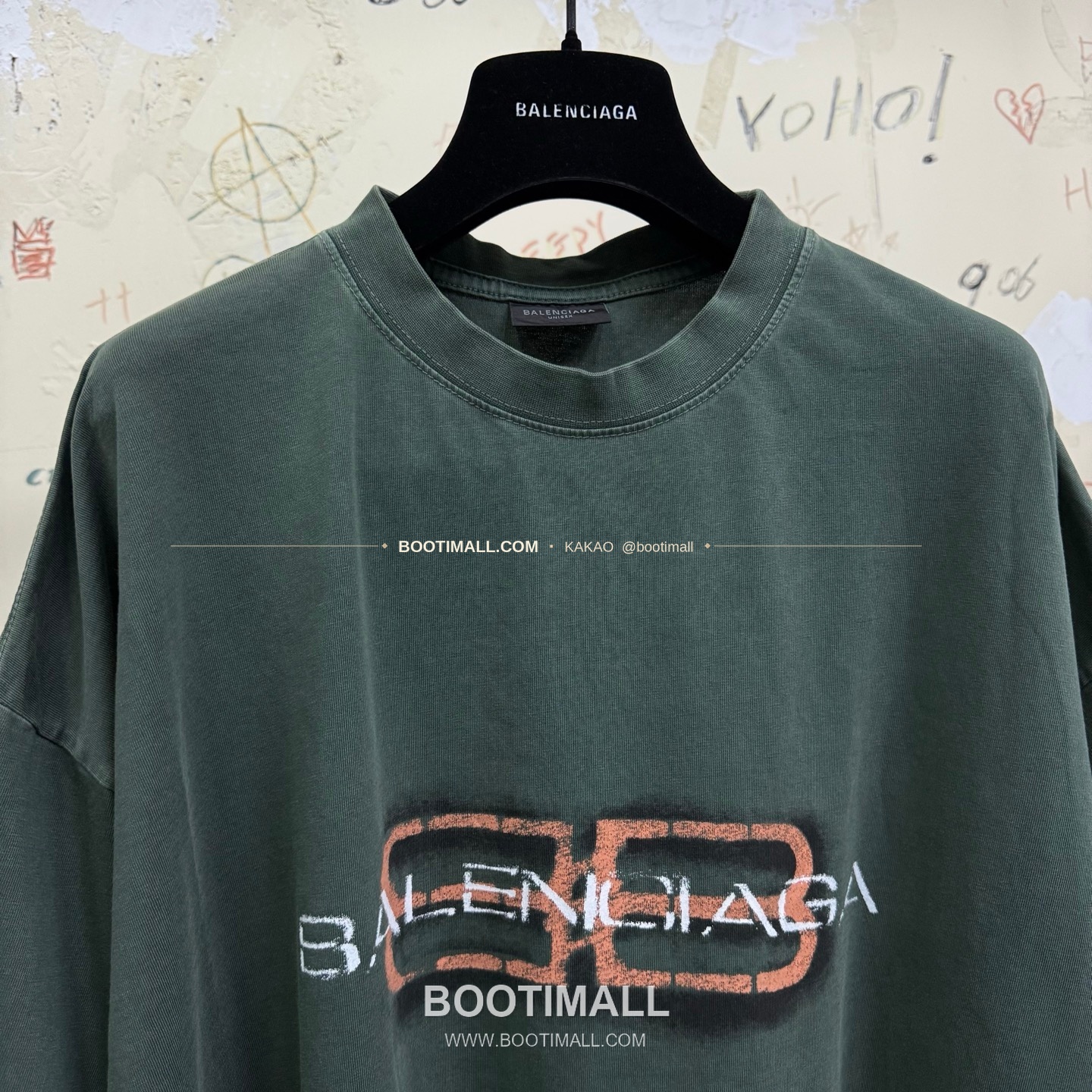 발렌시아가 2025FW BB로고 워싱 루즈핏 코튼 티셔츠 Balenciaga 2025 FW BB Logo Washed Loose Fit Cotton T-Shirt 10