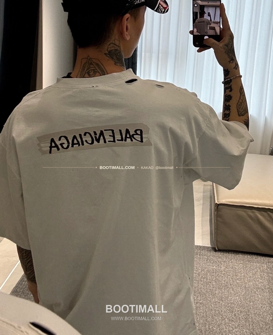 발렌시아가 2026SS 레터로고 프린트 워싱 루즈핏 코튼 반팔 티셔츠 Balenciaga 2026 SS Letter Logo Print Washed Loose Fit Cotton Short Sleeve T-Shirt 5