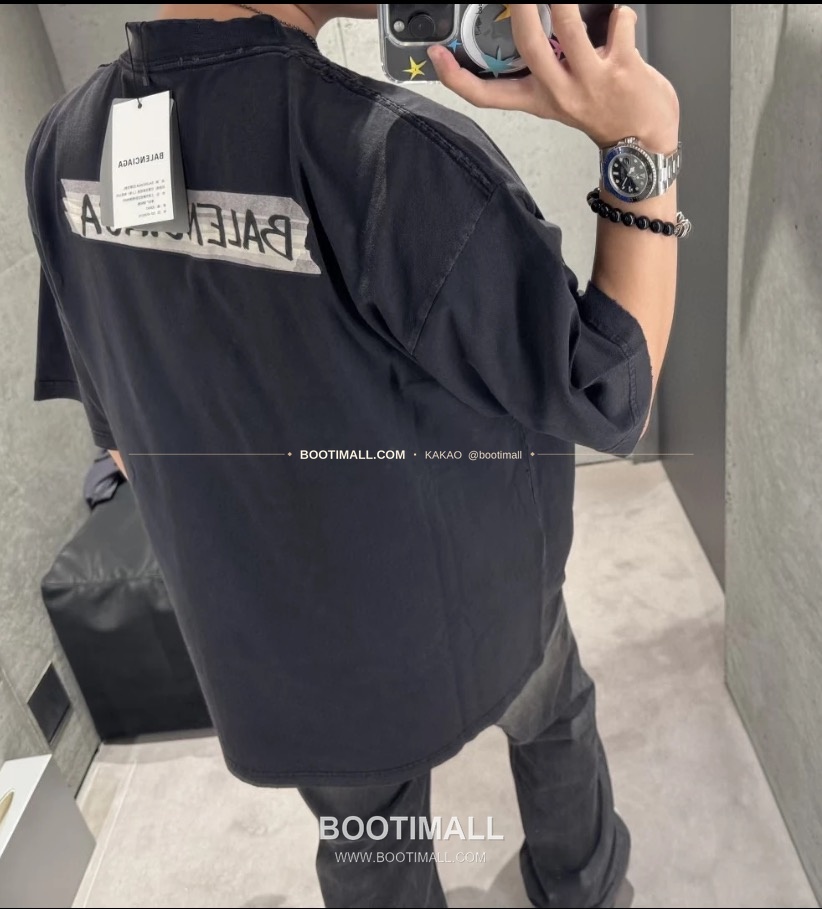 발렌시아가 2026SS 레터로고 프린트 워싱 루즈핏 코튼 반팔 티셔츠 Balenciaga 2026 SS Letter Logo Print Washed Loose Fit Cotton Short Sleeve T-Shirt 4