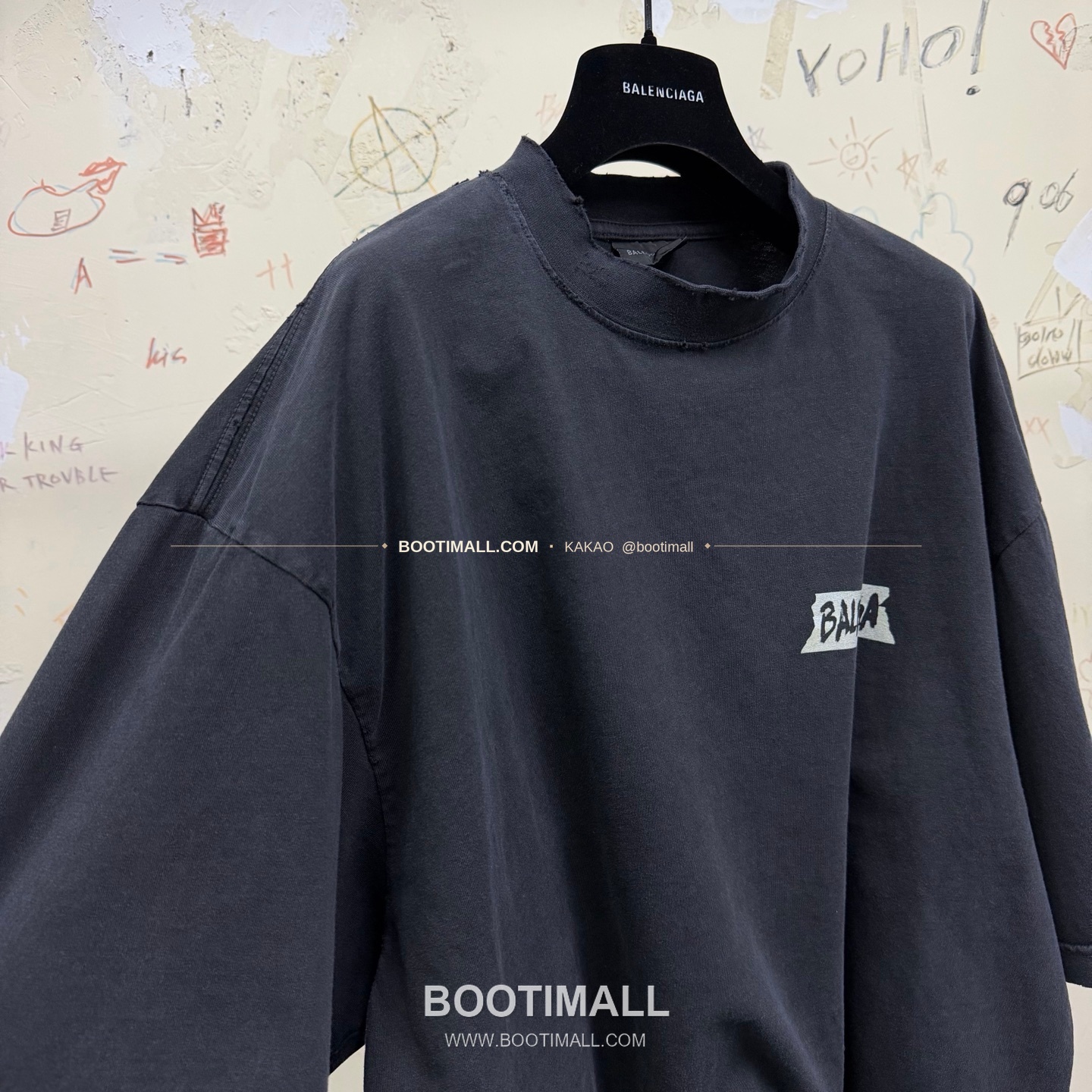 발렌시아가 2026SS 레터로고 프린트 워싱 루즈핏 코튼 반팔 티셔츠 Balenciaga 2026 SS Letter Logo Print Washed Loose Fit Cotton Short Sleeve T-Shirt 6