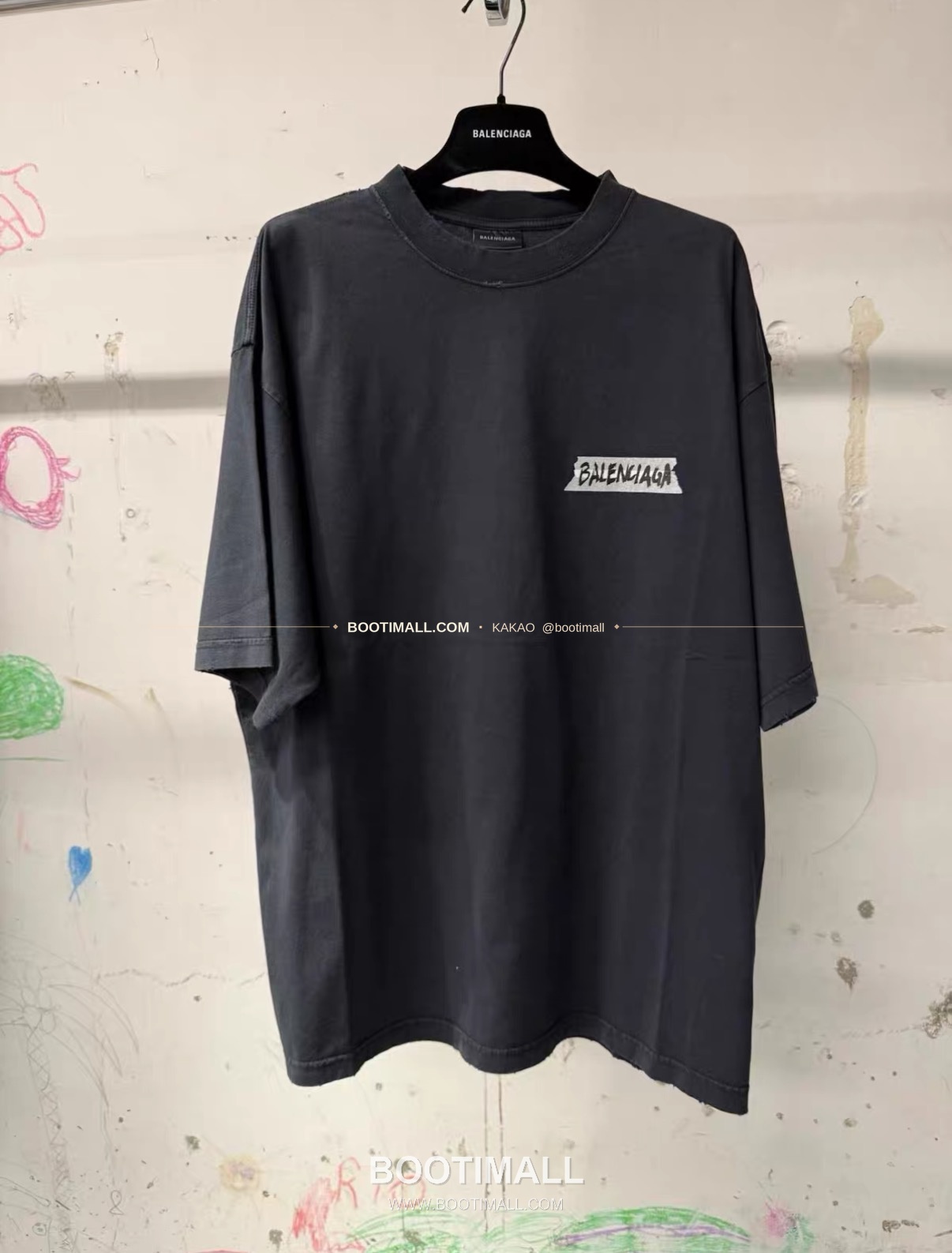 발렌시아가 2026SS 레터로고 프린트 워싱 루즈핏 코튼 반팔 티셔츠 Balenciaga 2026 SS Letter Logo Print Washed Loose Fit Cotton Short Sleeve T-Shirt 14