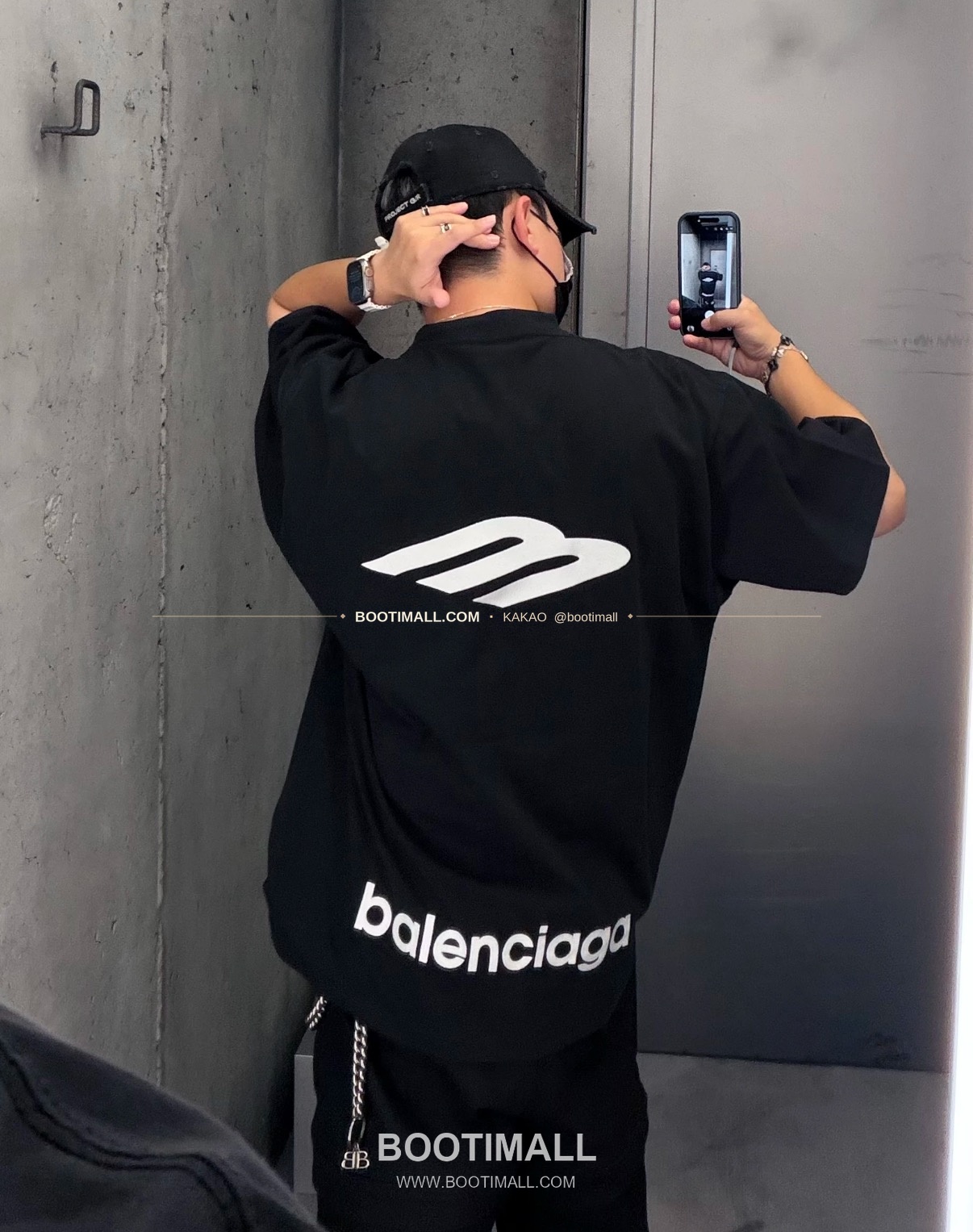 발렌시아가 2026SS 스키 3B로고 자수 루즈핏 반팔 티셔츠 Balenciaga 2026 SS Ski 3B Logo Embroidered Loose Fit Short Sleeve T-Shirt 3
