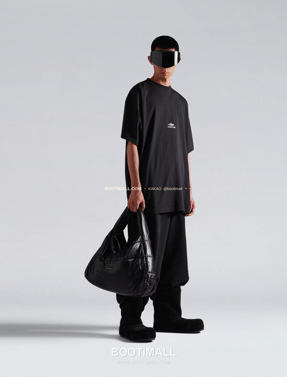 발렌시아가 2026SS 스키 3B로고 자수 루즈핏 반팔 티셔츠 Balenciaga 2026 SS Ski 3B Logo Embroidered Loose Fit Short Sleeve T-Shirt 4