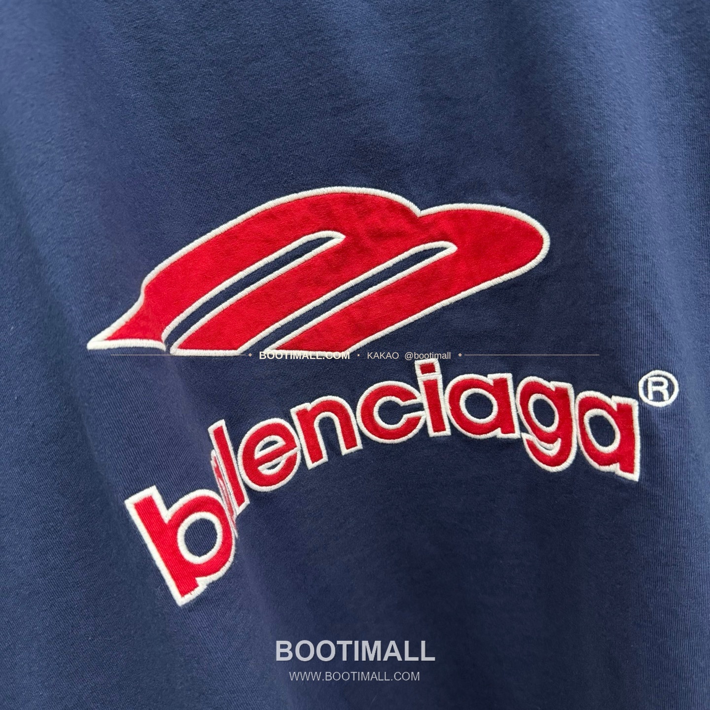 발렌시아가 2026SS 3B로고 프린트 자수 루즈핏 V넥 반팔 티셔츠 Balenciaga 2026 SS 3B Logo Print Embroidered Loose Fit V Neck Short Sleeve T-Shirt 13