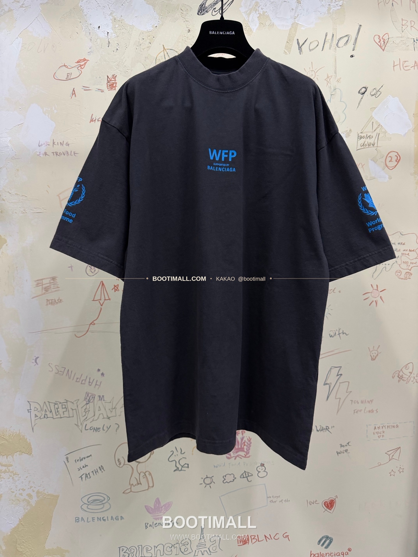 발렌시아가 2026SS WFP 로고프린트 워싱 레귤러핏 반팔 티셔츠 Balenciaga 2026 SS WFP Logo Print Washed Regular Fit Short Sleeve T-Shirt 7