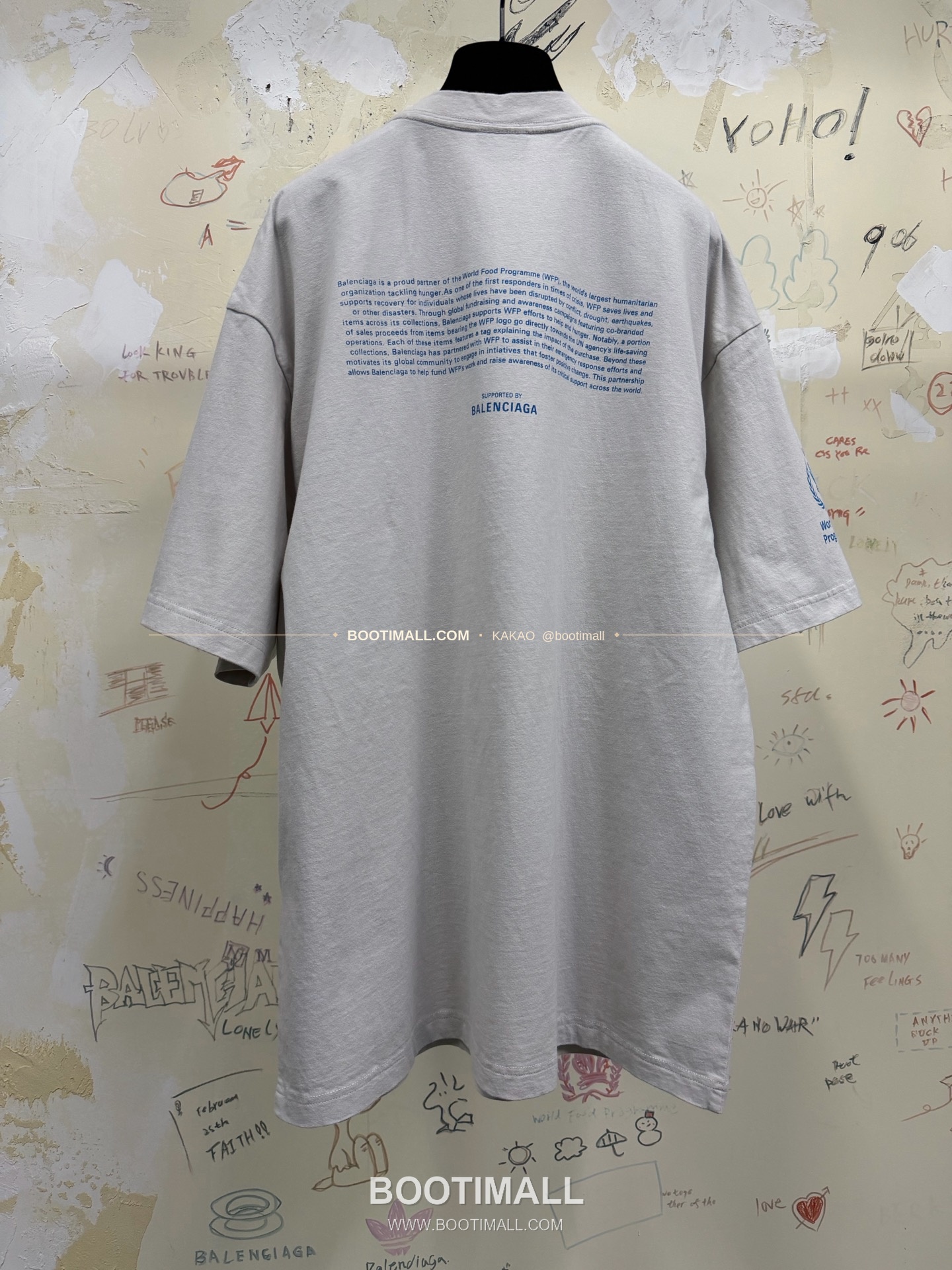 발렌시아가 2026SS WFP 로고프린트 워싱 레귤러핏 반팔 티셔츠 Balenciaga 2026 SS WFP Logo Print Washed Regular Fit Short Sleeve T-Shirt 12