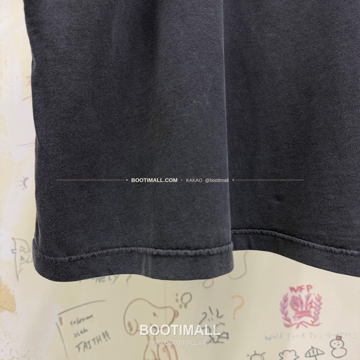 발렌시아가 2026SS 그래피티 링로고 프린트 워싱 루즈핏 반팔 티셔츠 Balenciaga 2026 SS Graffiti Ring Logo Print Washed Loose Fit Short Sleeve T-Shirt 13