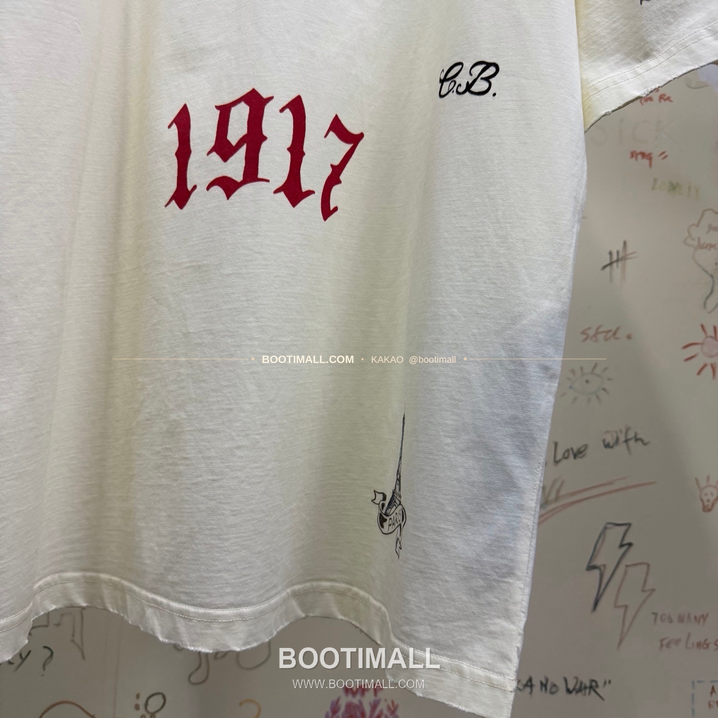 발렌시아가 2026SS 타투그래픽 프린트 워싱 루즈핏 반팔 티셔츠 Balenciaga 2026 SS Tattoo Graphic Print Washed Loose Fit Short Sleeve T-Shirt 13