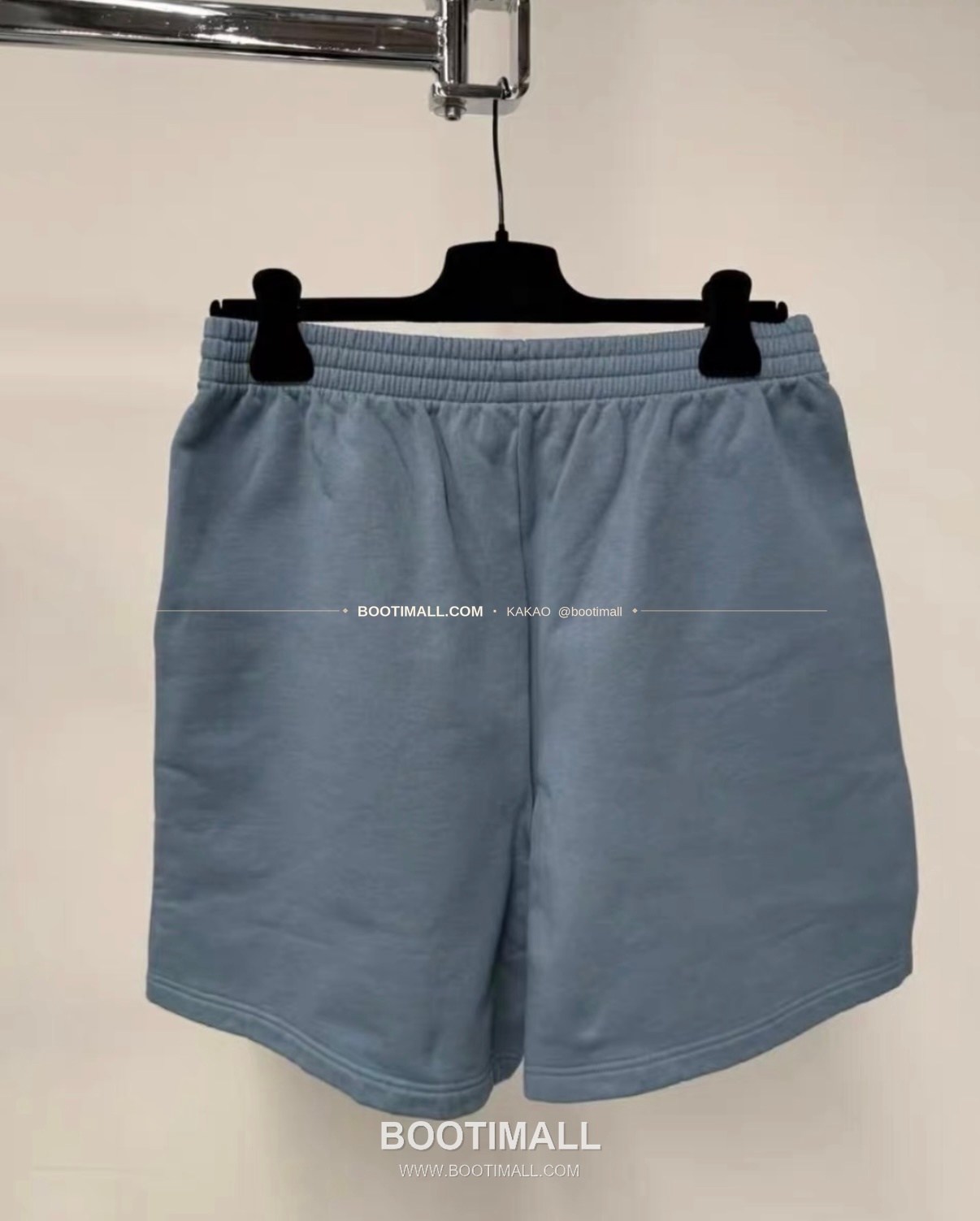발렌시아가 2025SS 테이프로고 자수 프린트 워싱 루즈핏 코튼 쇼츠 Balenciaga 2025 SS Tape Logo Embroidered Print Washed Loose Fit Cotton Shorts 2