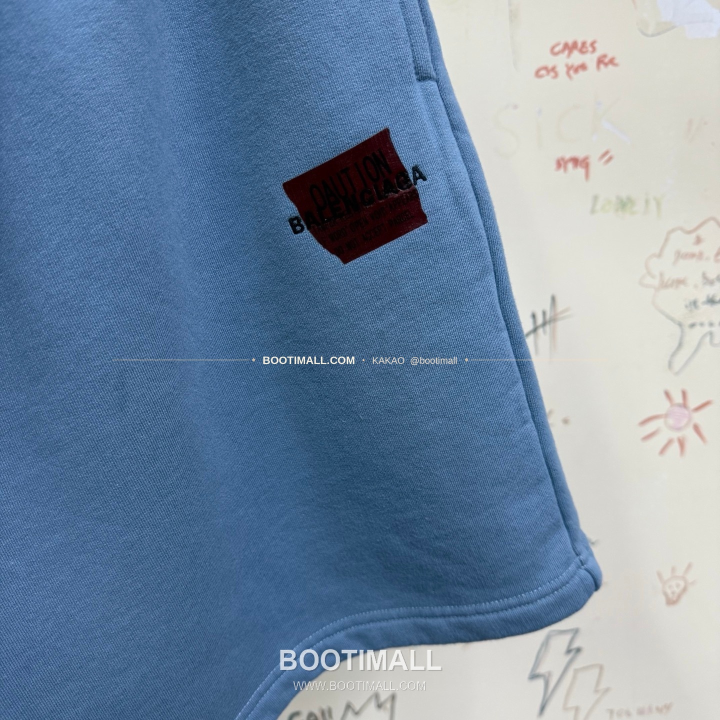 발렌시아가 2025SS 테이프로고 자수 프린트 워싱 루즈핏 코튼 쇼츠 Balenciaga 2025 SS Tape Logo Embroidered Print Washed Loose Fit Cotton Shorts 5