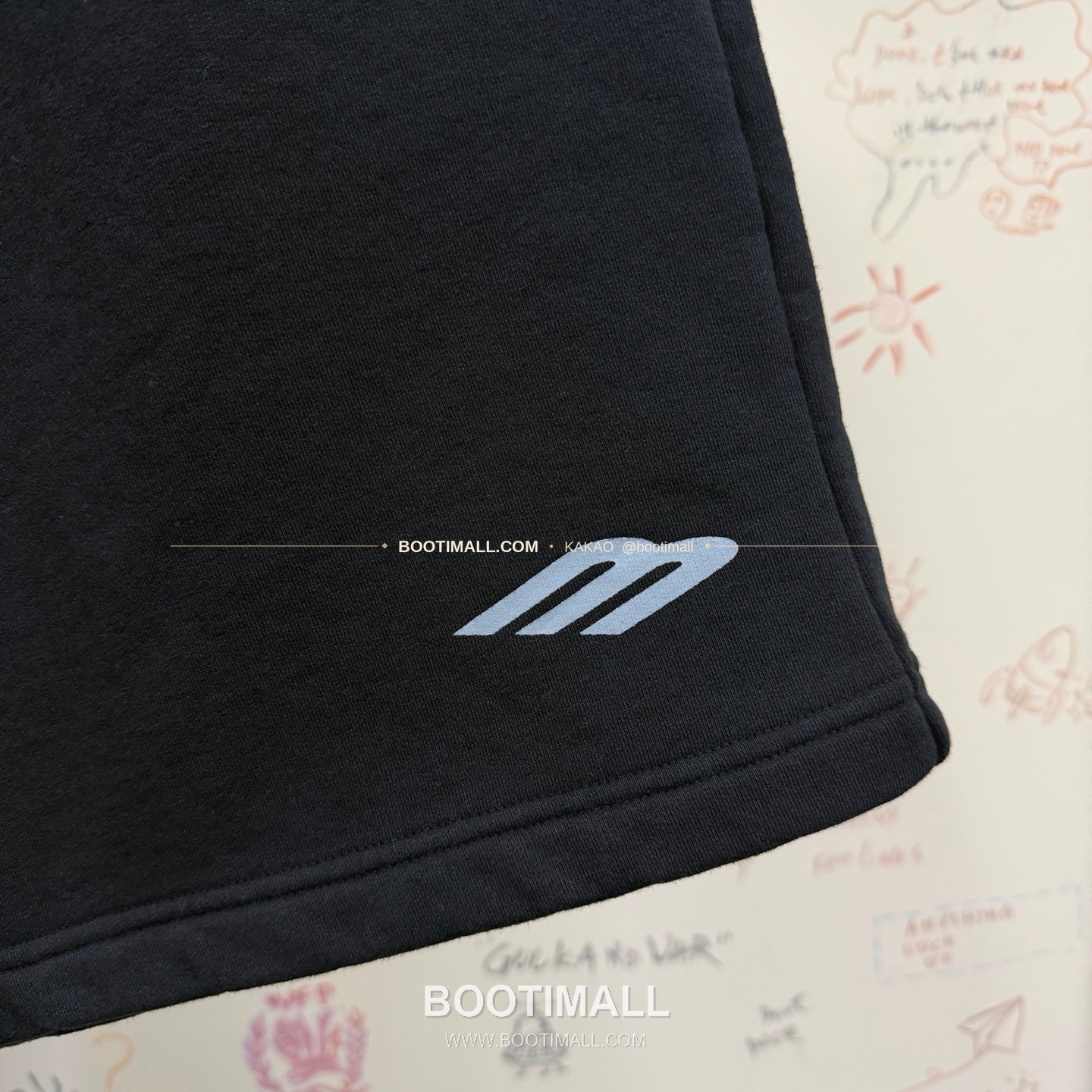 발렌시아가 2026SS 3B로고 자수 프린트 루즈핏 코튼 스웨트팬츠 Balenciaga 2026 SS 3B Logo Embroidered Print Loose Fit Cotton Sweatpants 4