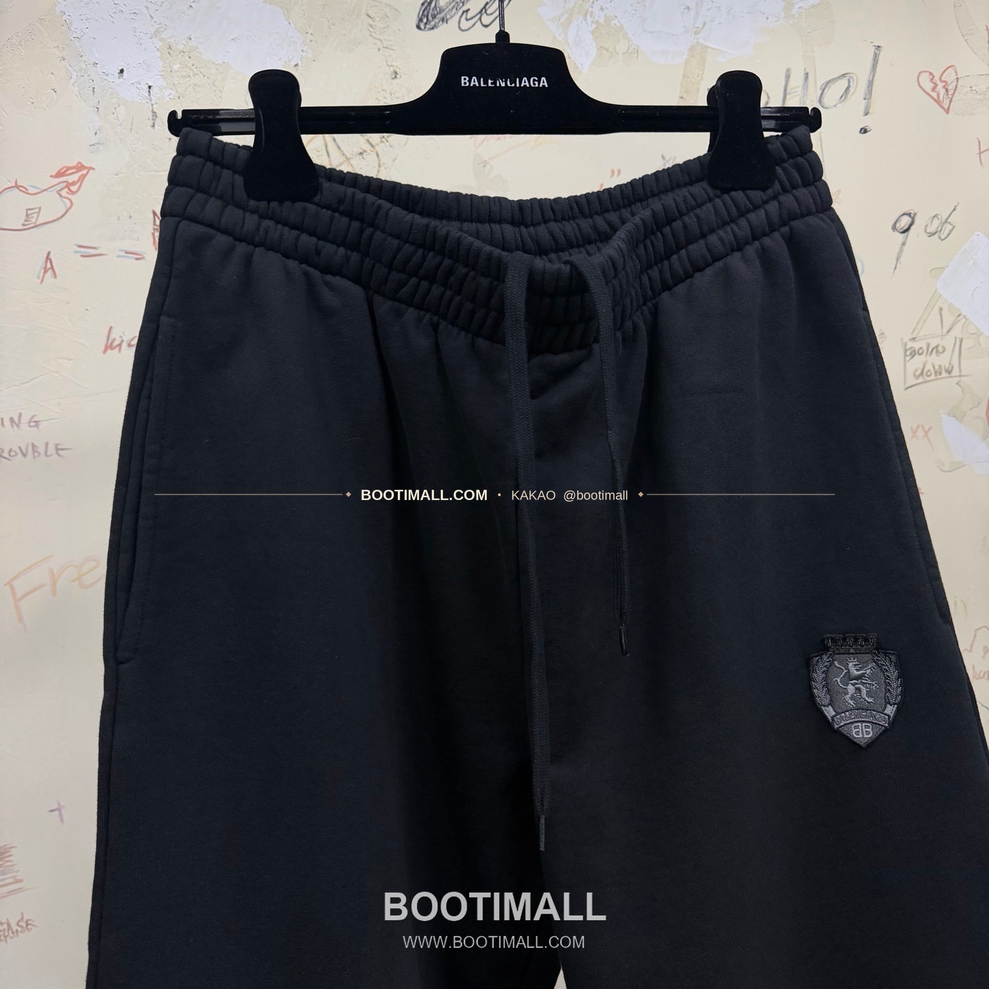 발렌시아가 2026SS 3B로고 자수 프린트 루즈핏 코튼 스웨트팬츠 Balenciaga 2026 SS 3B Logo Embroidered Print Loose Fit Cotton Sweatpants 6