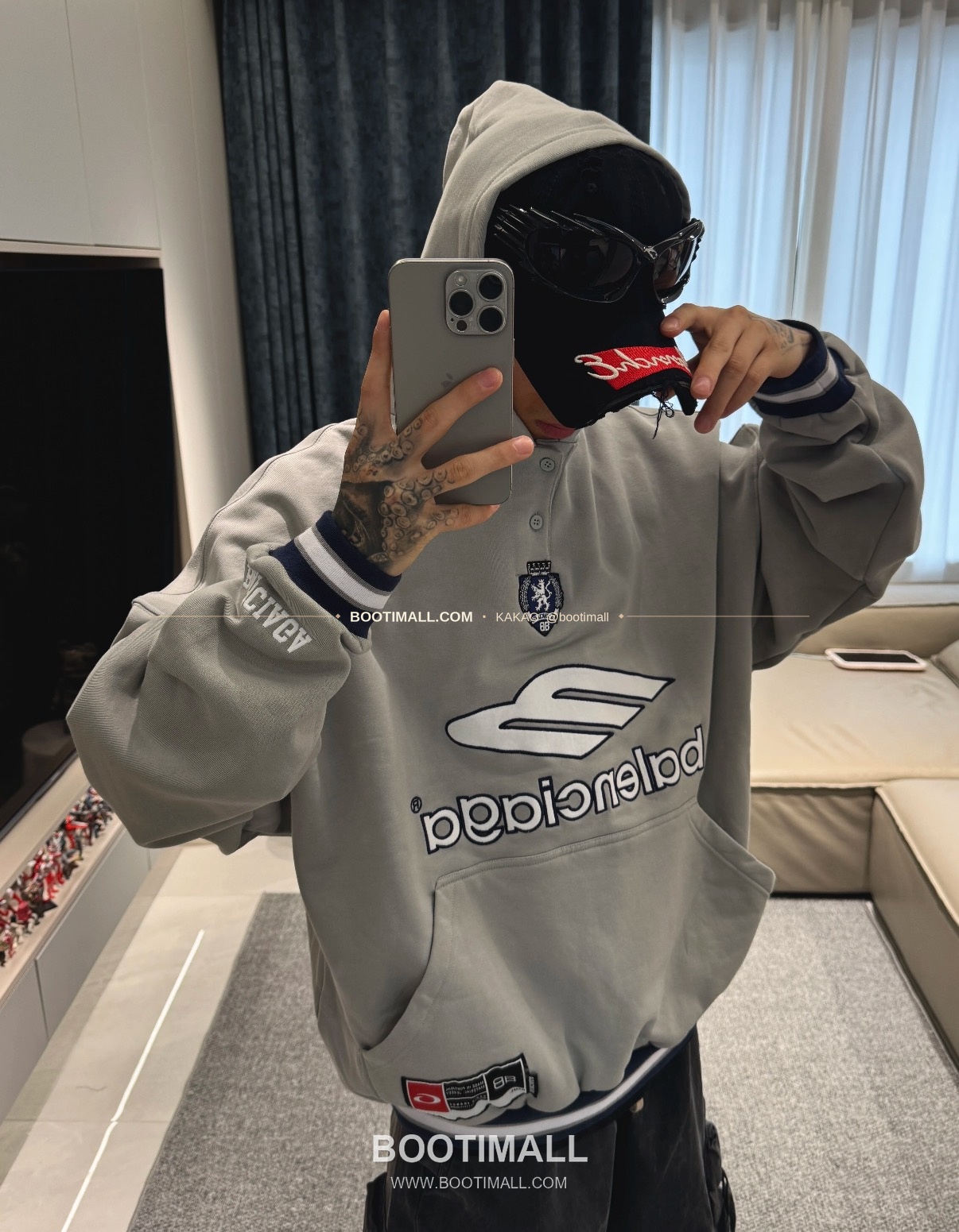 발렌시아가 2026SS 3B로고 자수 프린트 루즈핏 후드 스웨트셔츠 Balenciaga 2026 SS 3B Logo Embroidered Print Loose Fit Hooded Sweatshirt 1