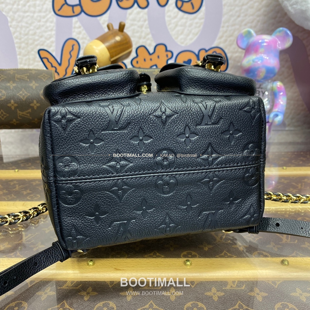 루이비통 모노그램 앙프렝뜨 레더 엠보싱 체인 백팩 블랙 Louis Vuitton Monogram Empreinte Leather Embossed Chain Backpack Pink M47072 22cm 4