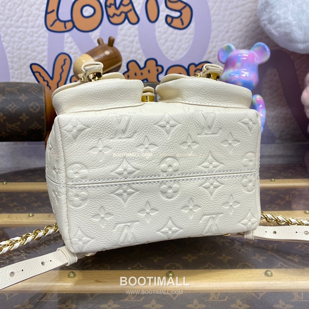 루이비통 모노그램 앙프렝뜨 레더 엠보싱 체인 백팩 쉐이크크림 Louis Vuitton Monogram Empreinte Leather Embossed Chain Backpack Pink M12987 22cm 4