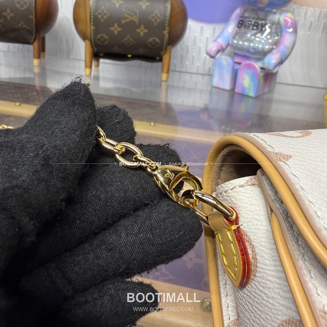 루이비통 모노그램 듄 캔버스 S락 포쉐트 카미유 베이지 숄더백 Louis Vuitton Monogram Dune Canvas S-Lock Pochette Camille Beige Shoulder Bag M26583 20.5cm 6