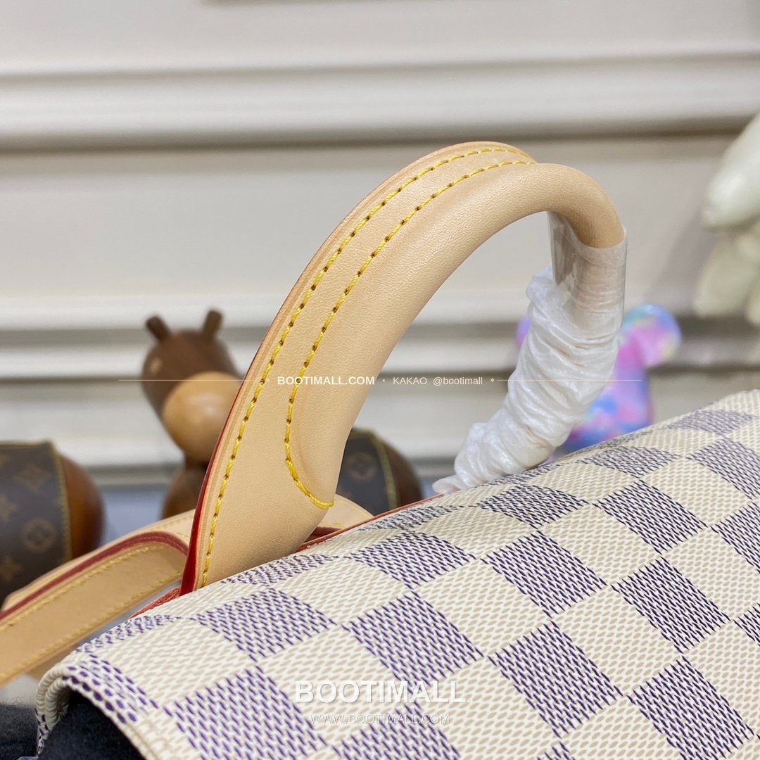 루이비통 다미에 아주르 캔버스 스페로네 드로스트링 백팩 화이트 Louis Vuitton Damier Azur Canvas Sperone Drawstring Backpack White N41578 31cm 6