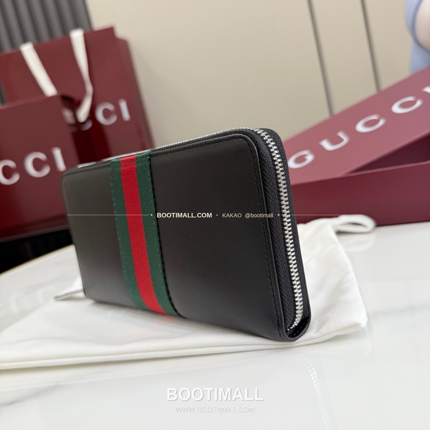 구찌 소프트 레더 웹 스트랩 지퍼 장지갑 블랙 Gucci Soft Leather Web Strap Zip Long Wallet Black 867284 19cm 6
