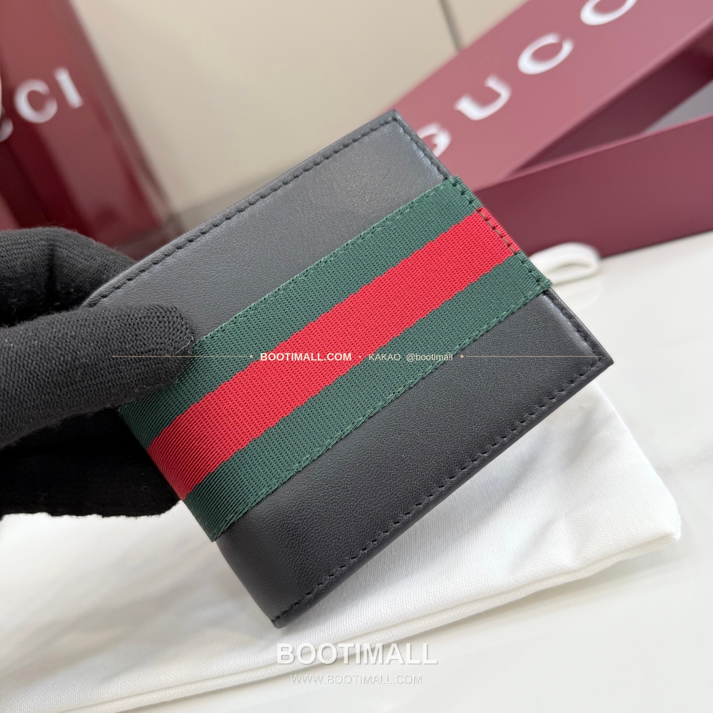 구찌 소프트 레더 웹 스트랩 반지갑 블랙 Gucci Soft Leather Web Strap Bi-Fold Wallet Black 867269 11cm 5