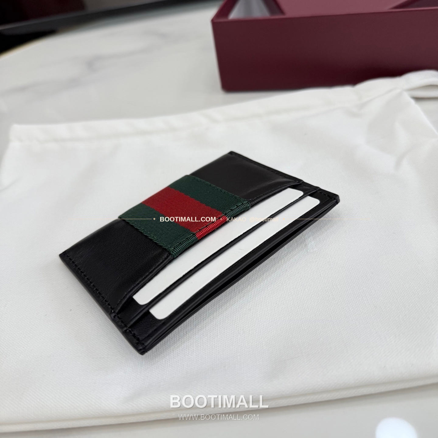 구찌 소프트 레더 웹 스트랩 카드지갑 블랙 Gucci Soft Leather Web Strap Card Holder Black 867277 10cm 7