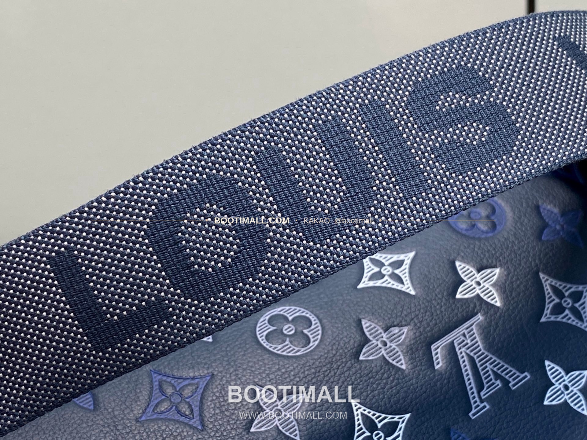 루이비통 모노그램 쉐도우 카프스킨 러시 범백 네이비 힙색 Louis Vuitton Monogram Shadow Calfskin Rush Bumbag Navy Belt Bag M28619 30cm 8