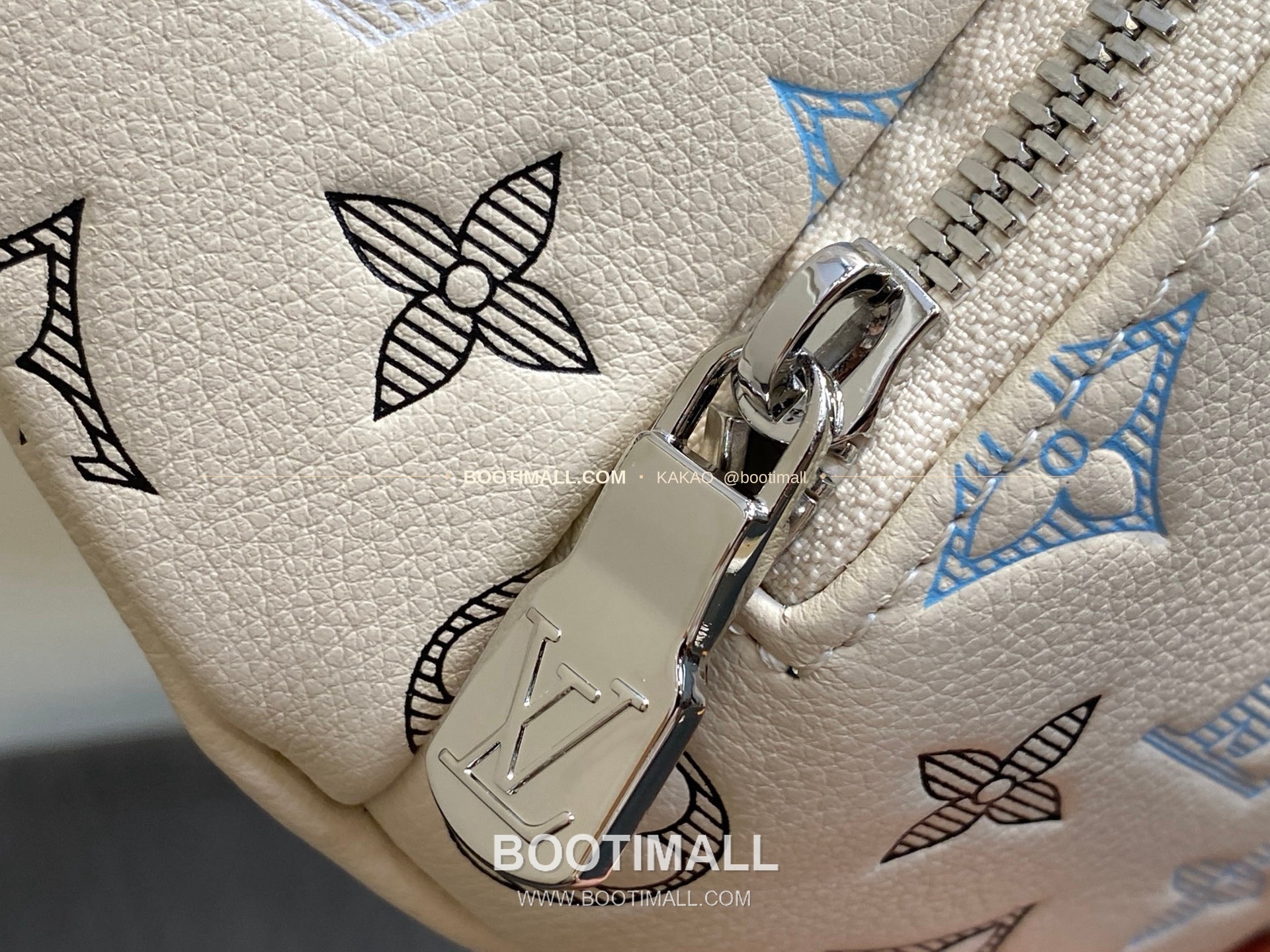 루이비통 모노그램 쉐도우 카프스킨 러시 범백 네이비 힙색 Louis Vuitton Monogram Shadow Calfskin Rush Bumbag Navy Belt Bag M28619 30cm 7