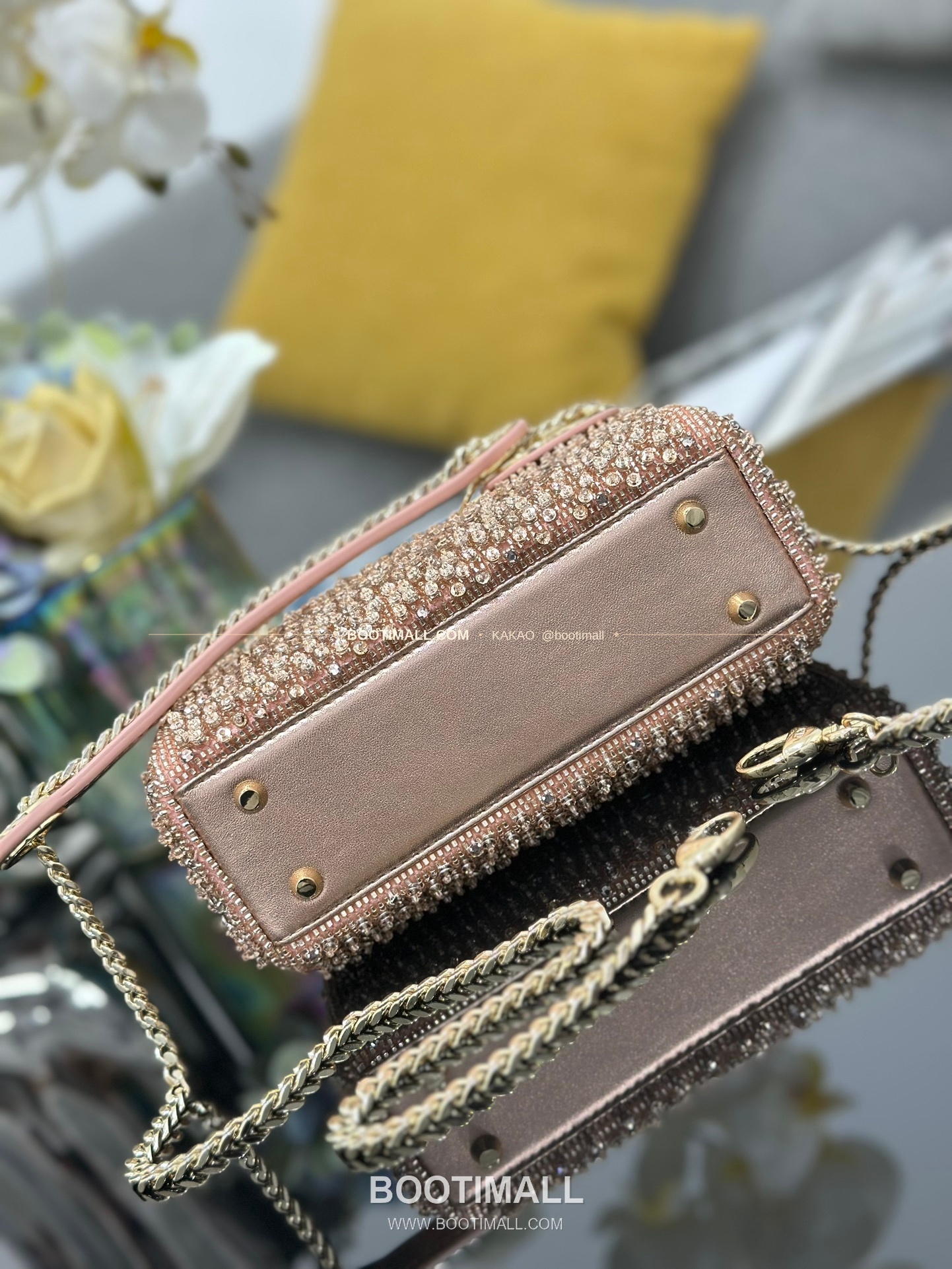 디올 레이디 디올 비즈 자수 골드 미니백 Dior Lady Dior Beaded Embroidery Gold Mini Bag M0505 17cm 4