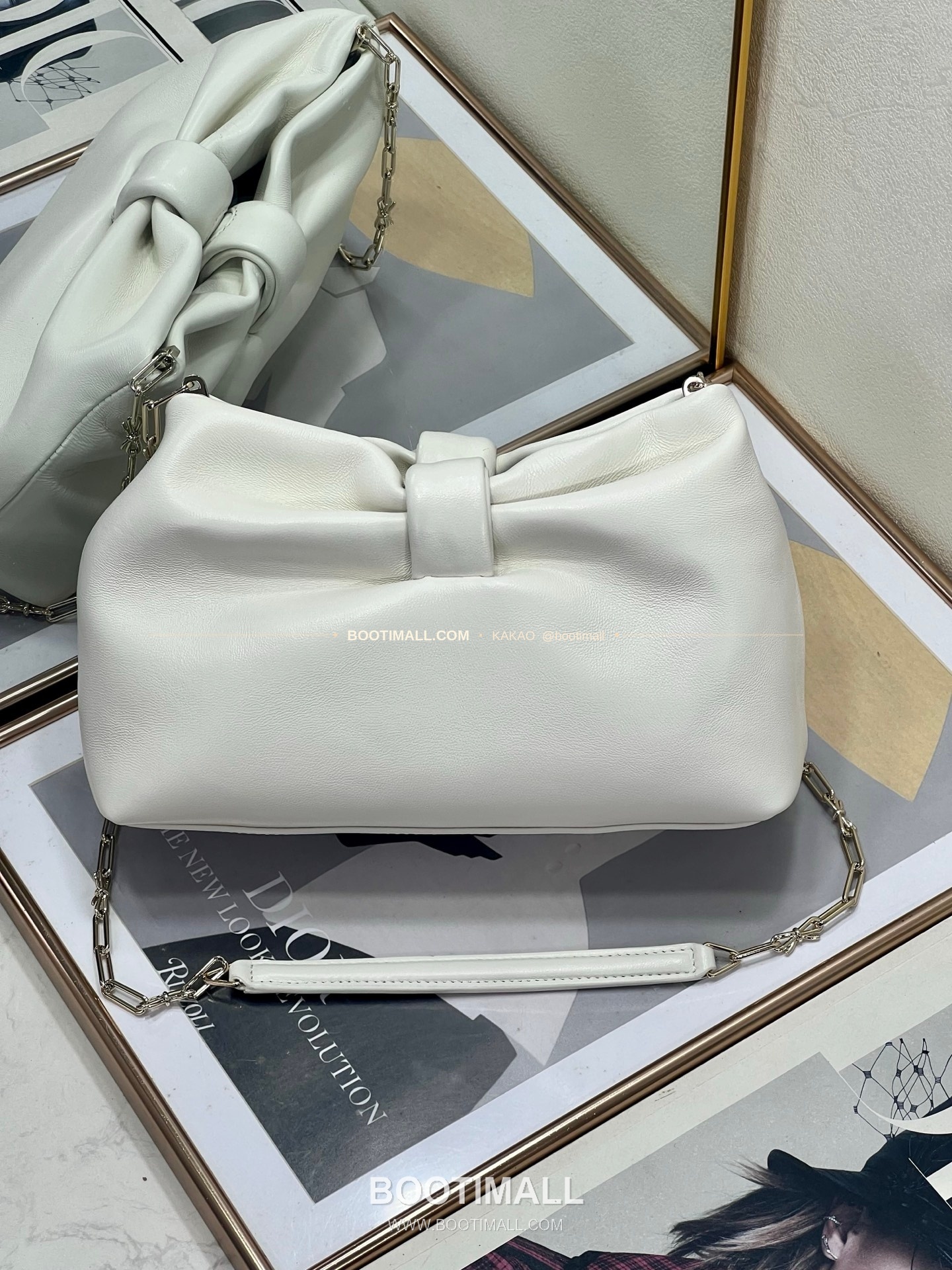 디올 램스킨 레더 리본 체인 숄더백 화이트 Dior Lambskin Leather Bow Chain Shoulder Bag 2831 27cm 8