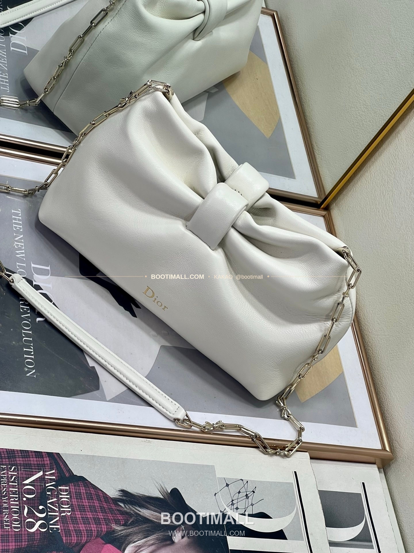 디올 램스킨 레더 리본 체인 숄더백 화이트 Dior Lambskin Leather Bow Chain Shoulder Bag 2831 27cm 11